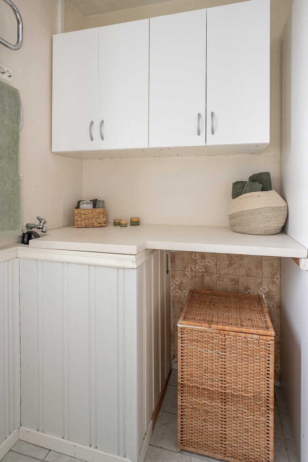 Badet er på 5m² og har opplegg for vaskemaskin. Galleribilde