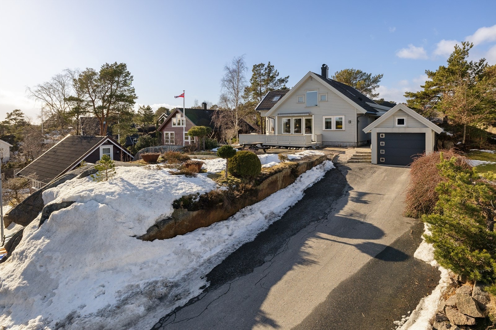 DNB Eiendom v/Tom Arthur Pedersen har gleden av å presentere Strandtoppen 21! Galleribilde