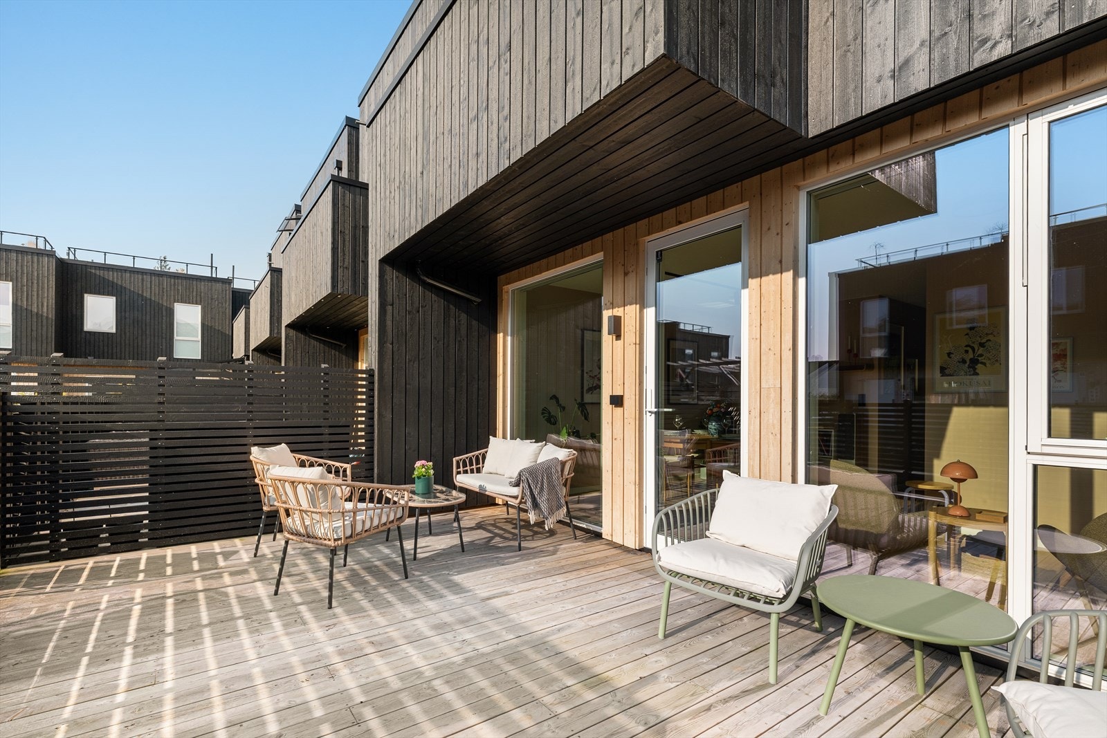 Noe av det kjekkeste med boligen er uteområdene. Galleribilde