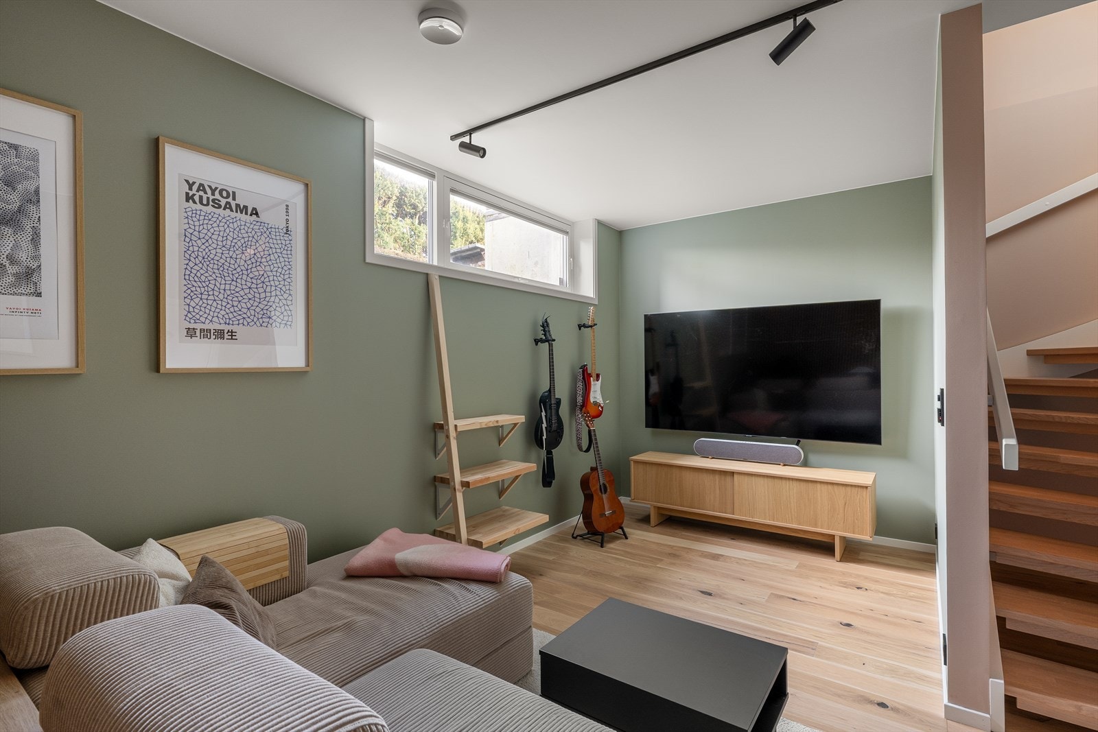 TV-stuen. Galleribilde