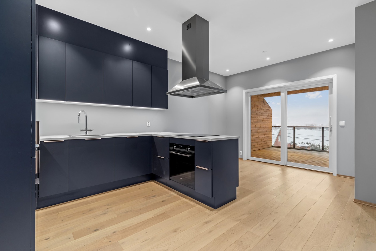 Kjøkken og spiseplass Galleribilde