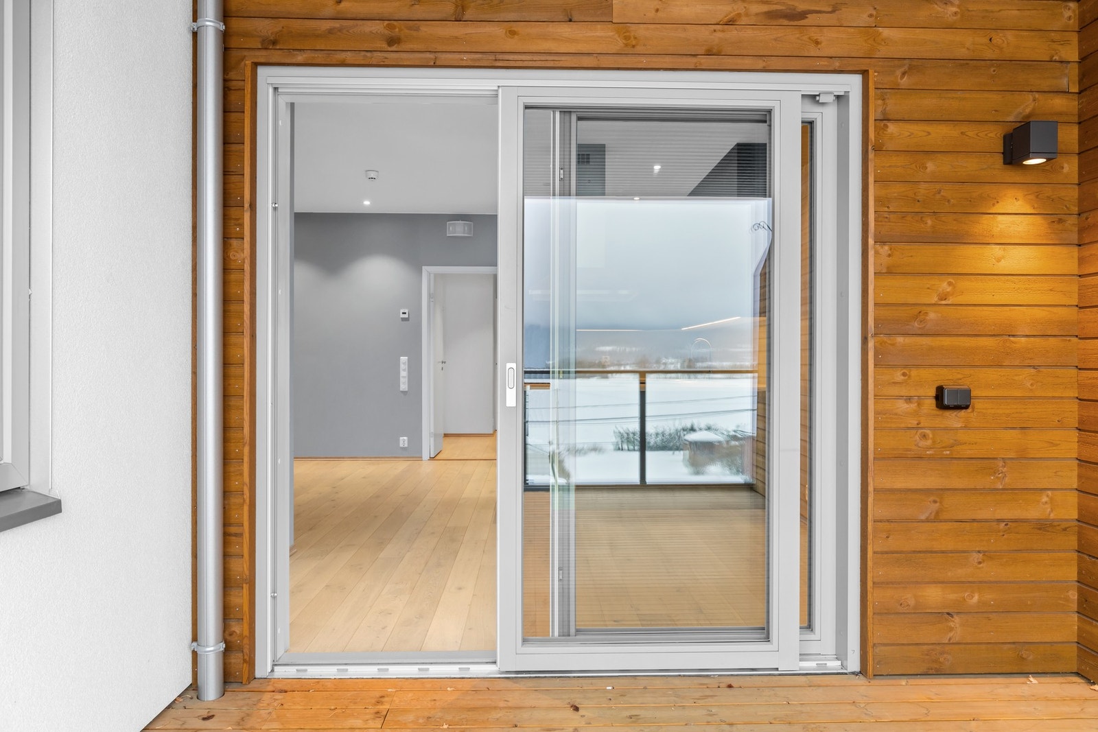 Balkongdøren Galleribilde