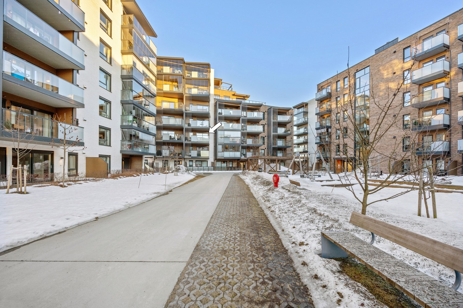 Leiligheten har en god intern beliggenhet i sameiet. Galleribilde