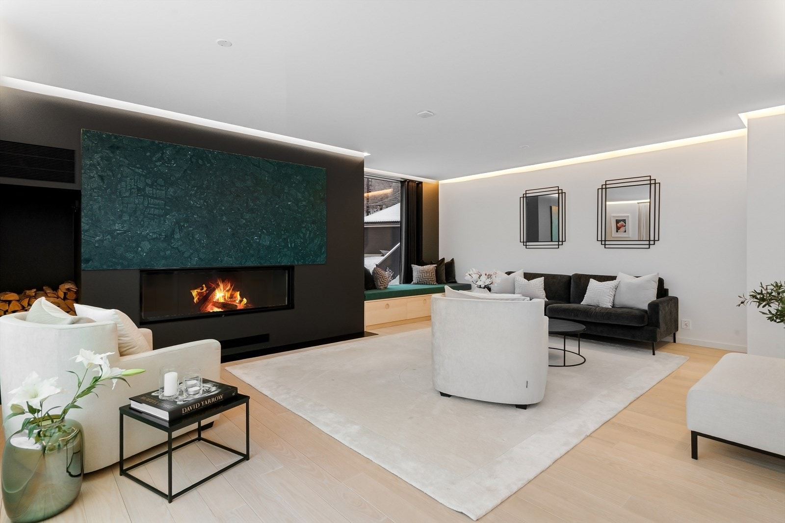 Boligen har flotte materialvalg og gjennomtenkte løsninger både teknisk, praktisk og interiørmessig. Galleribilde