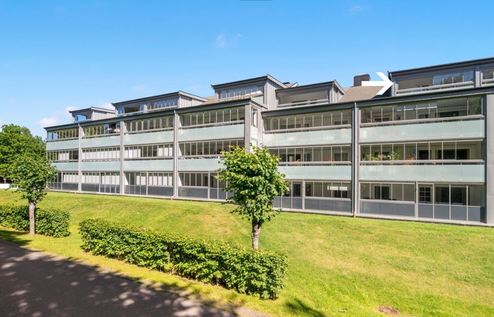 Fasaden fra Thor Heyerdahls gate. Galleribilde