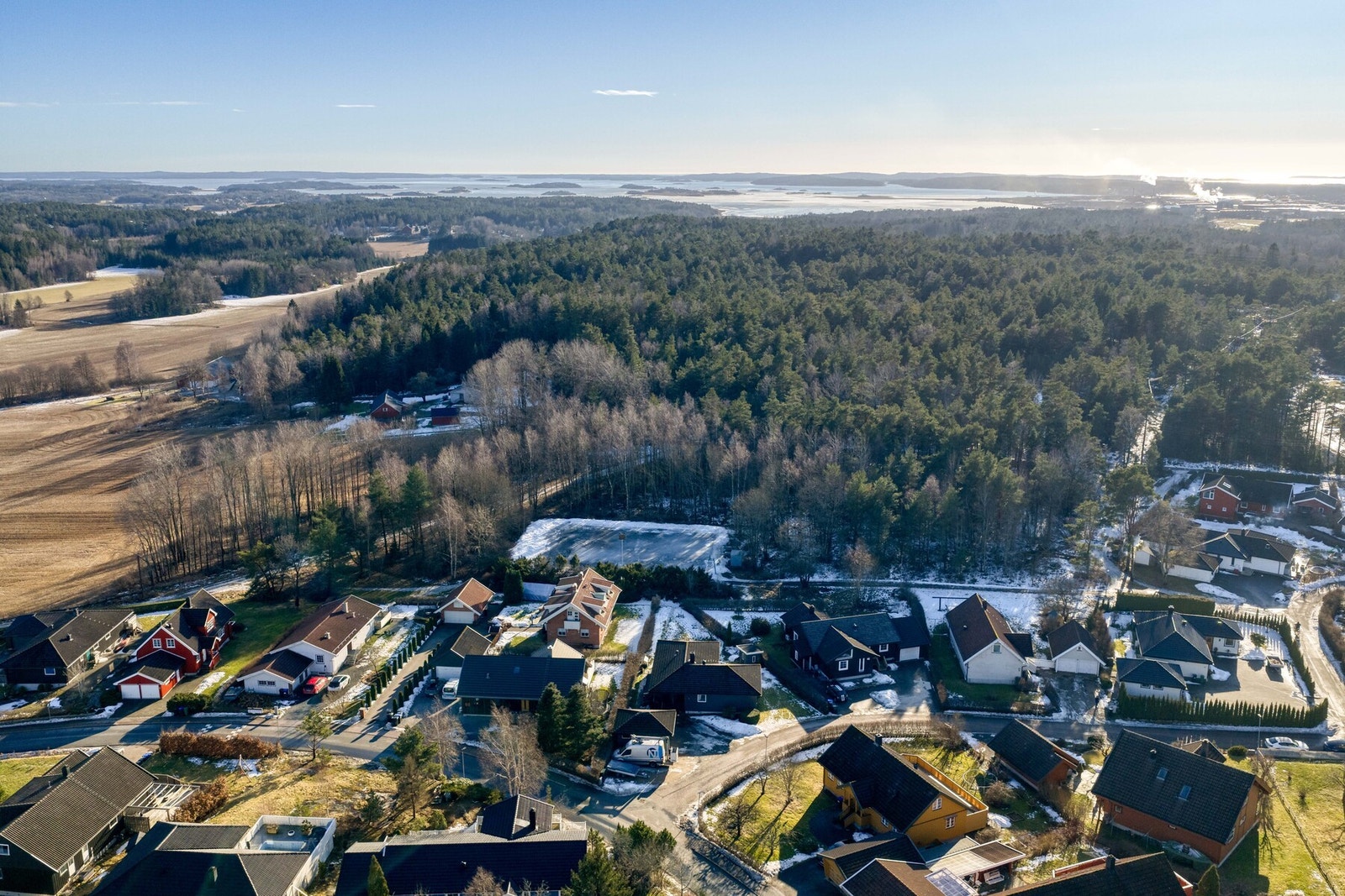 Eiendommen grenser til et vakkert friområde med mange muligheter Galleribilde