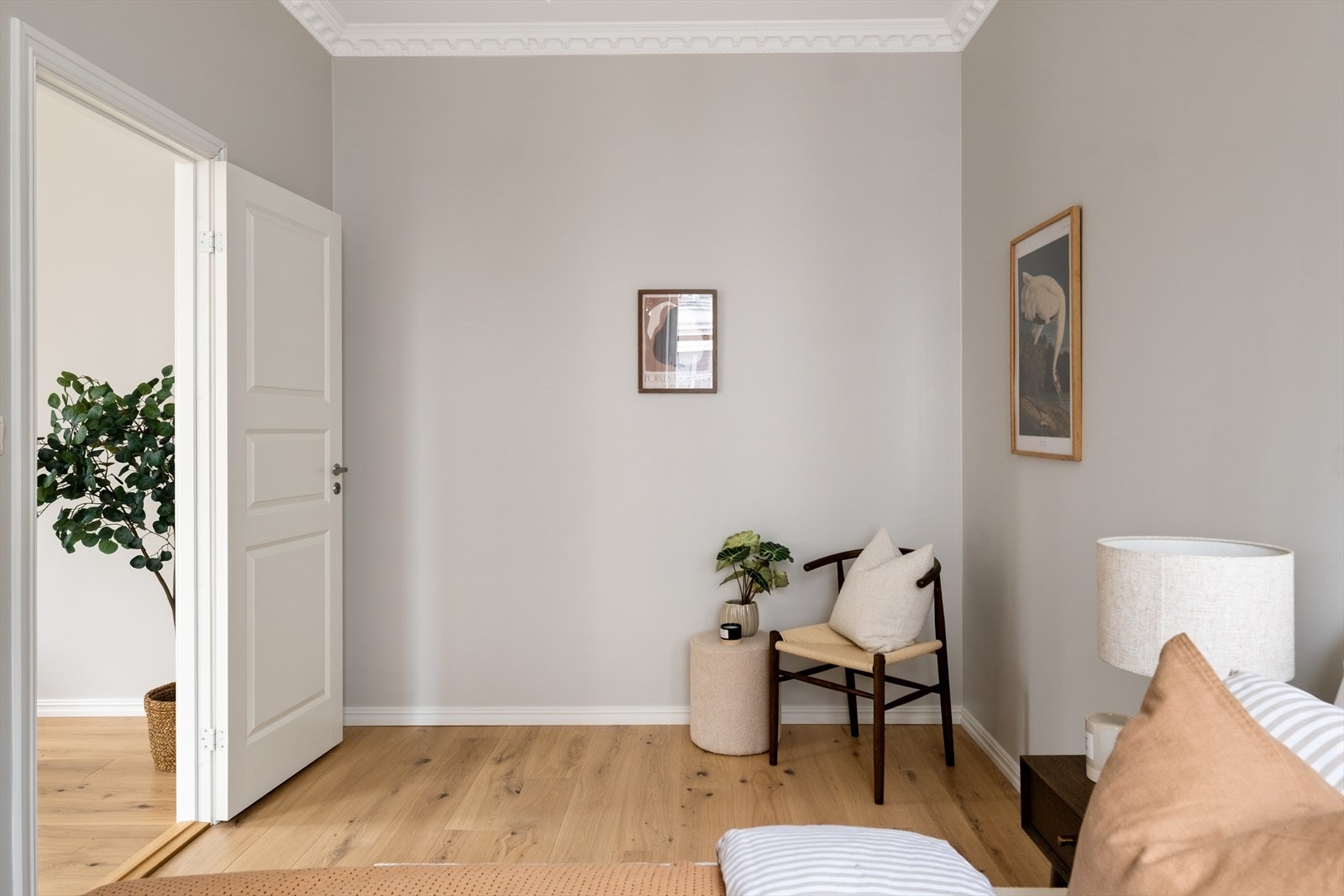 Her er det rikelig med plass til ønsket oppbevaring Galleribilde