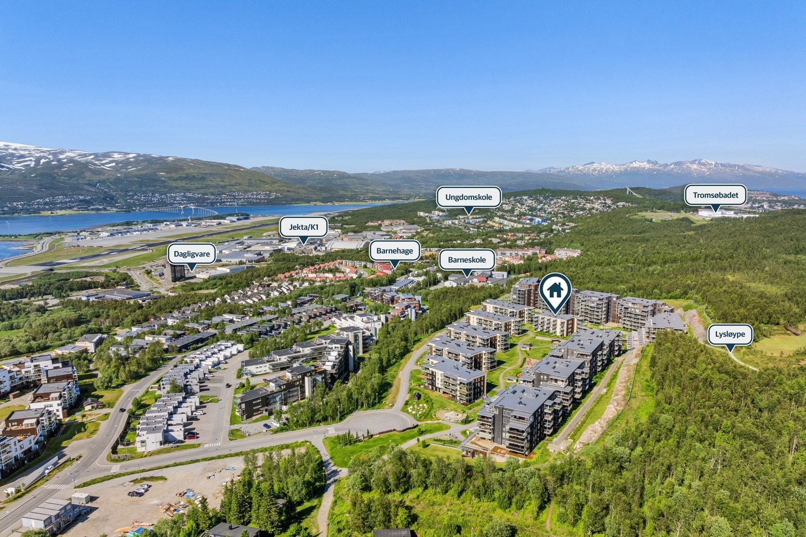 Her er det gå/sykkelavstand til UiT/UNN, Jekta og Tromsø sentrum, samt gode bussforbindelser (6 min til sentrum og 3 min til Jekta).