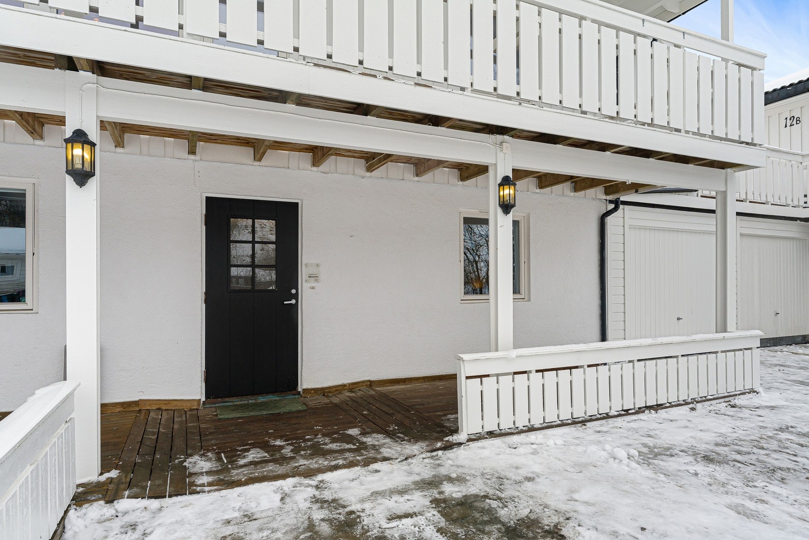 Med boligen medfølger det en god garasjeplass Galleribilde