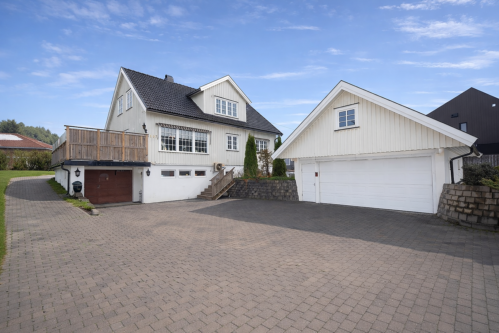 EIE eiendomsmegling og Jan Berg ønsker velkommen til Melsomvikveien 197 Galleribilde