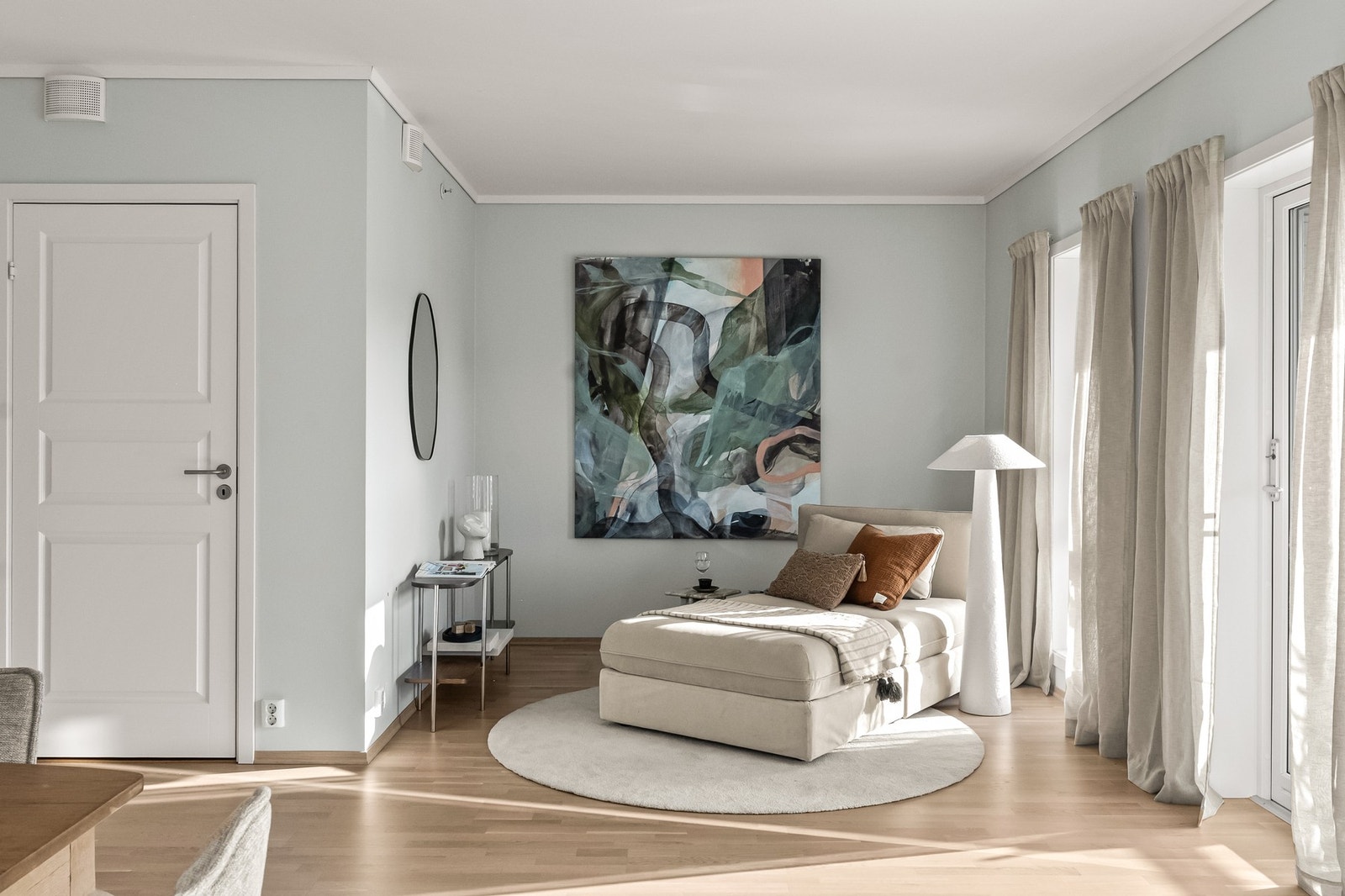 Boligen holder god standard og fremstår som pent brukt. Galleribilde