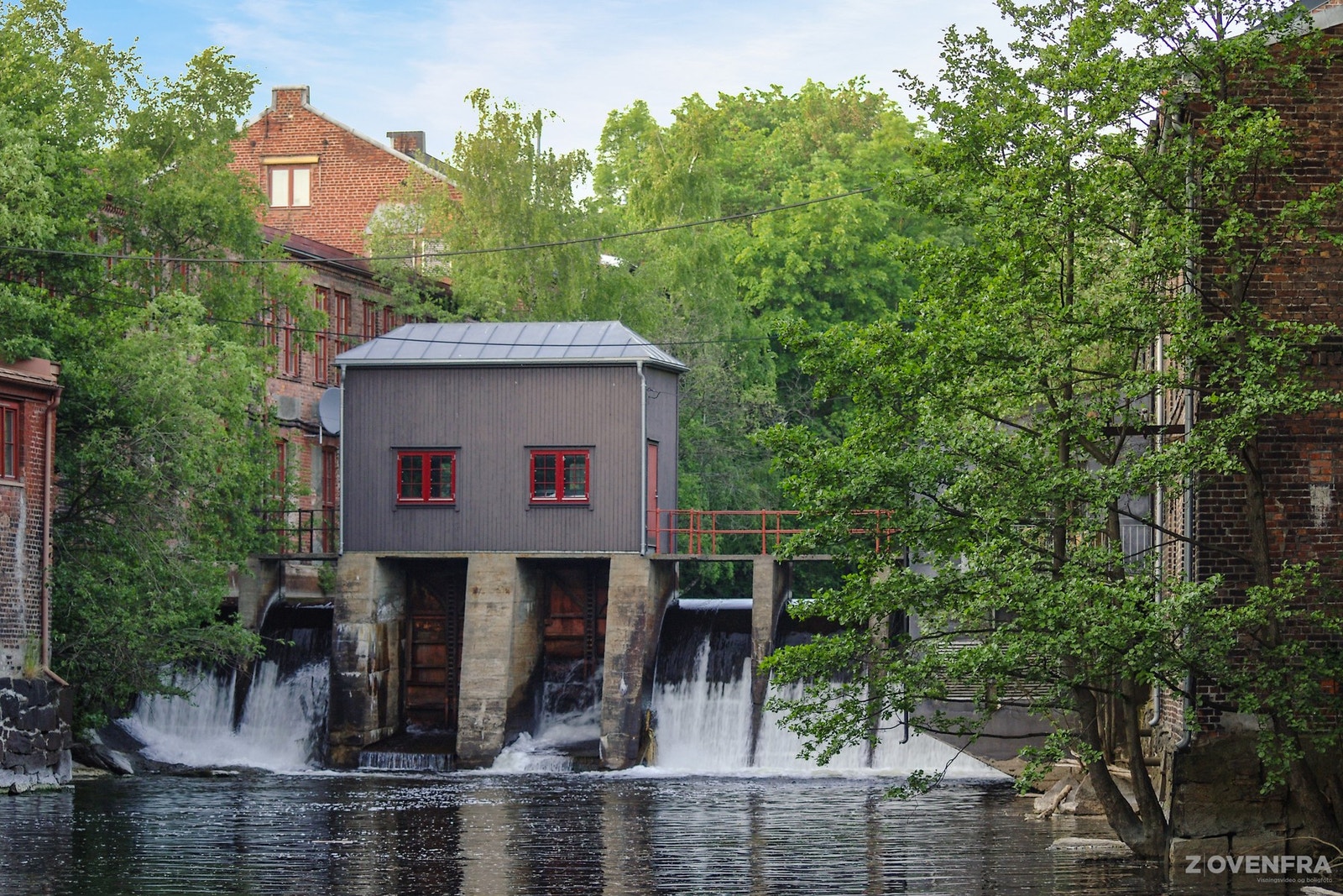 Myrens Verksted er et kreativt og levende kultur- og næringsmiljø med kaféer, butikker og spennende tilbud. Galleribilde