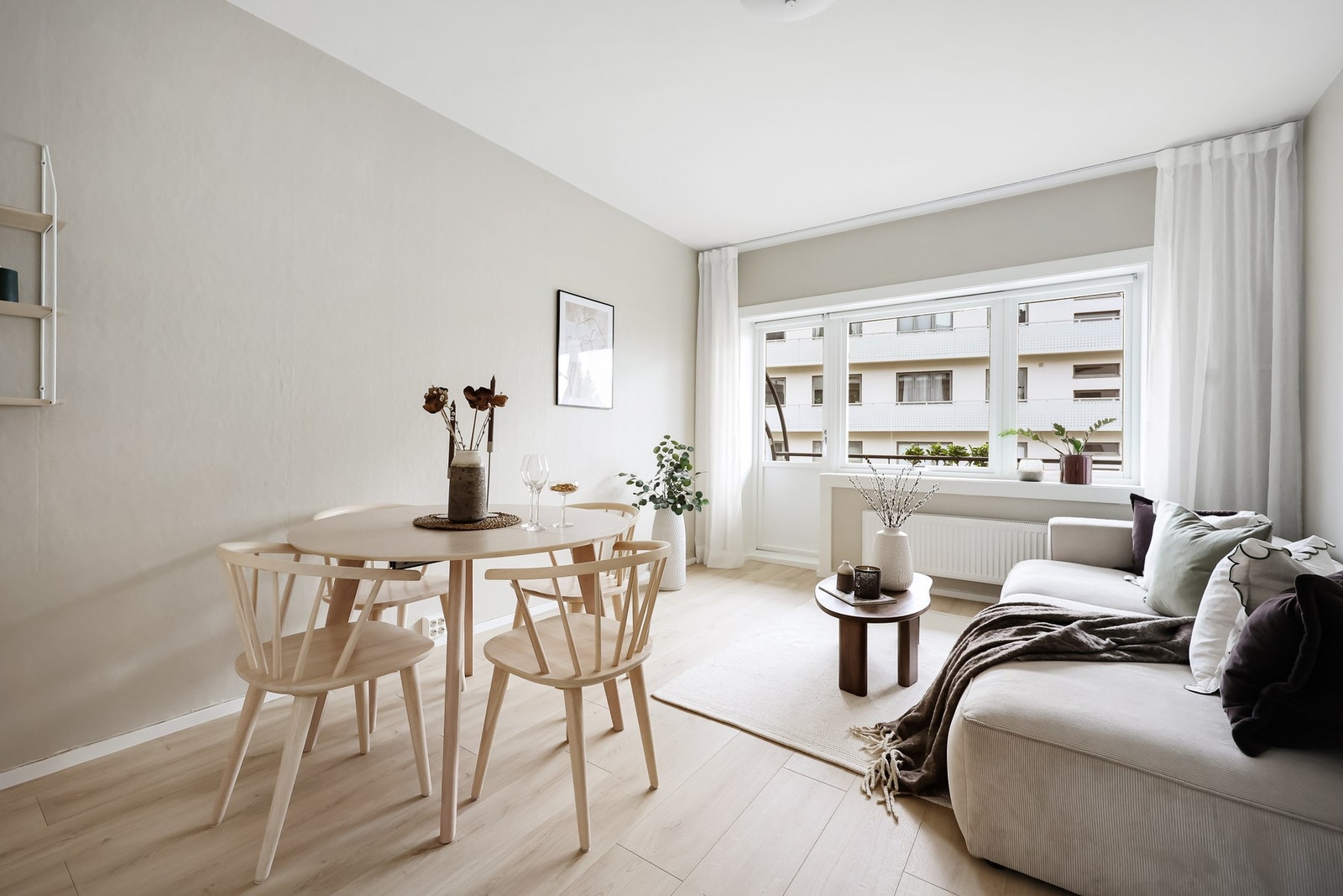 PrivatMegleren Aksept v/ Marte Førde har gleden av å ønske velkommen til Bentsebrugata 27B! Galleribilde