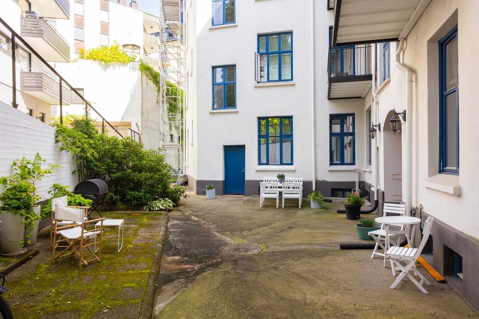 - Skjermet, rolig og lukket felles bakgård - Galleribilde