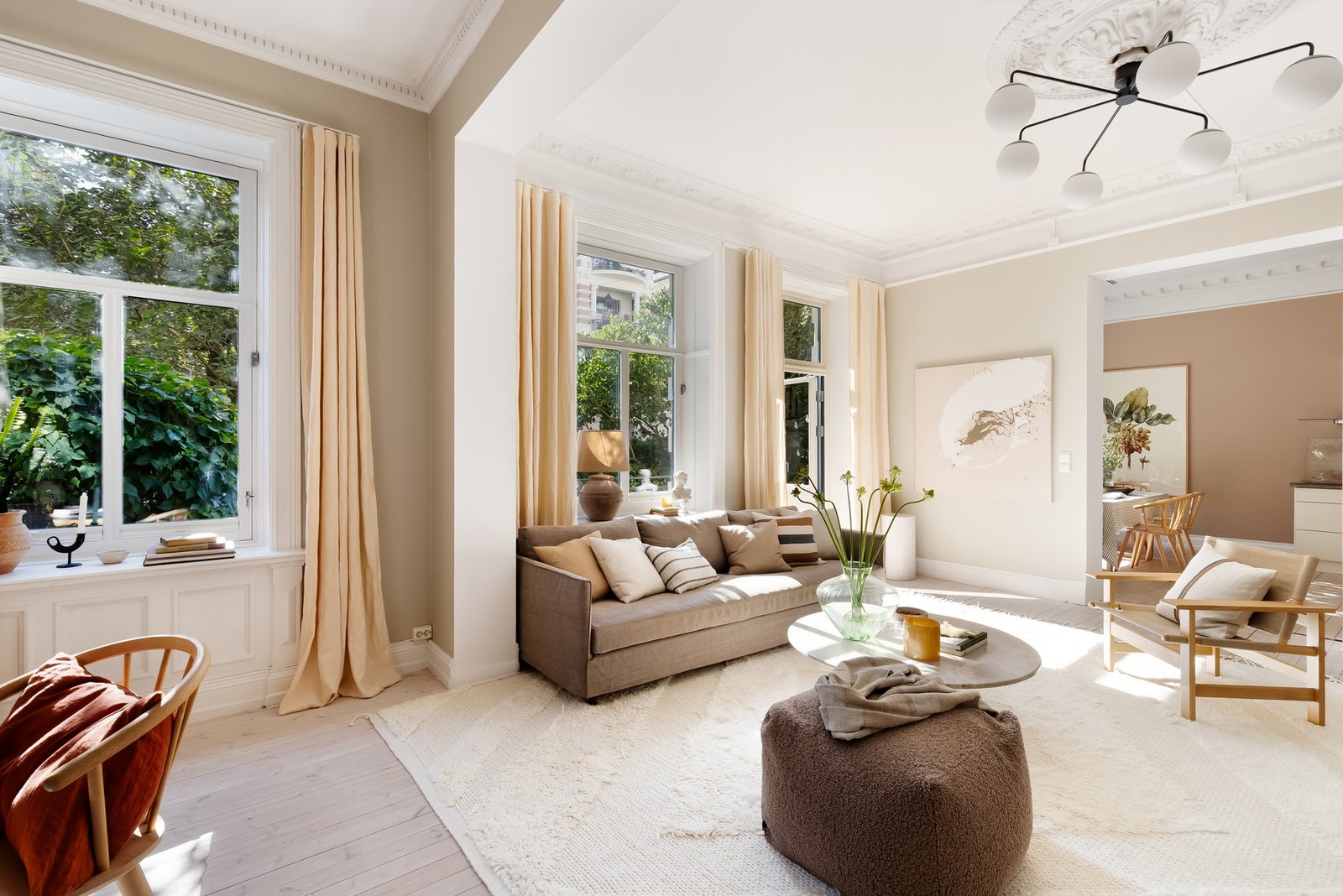 - På gulvet finner du originalt tregulv - Galleribilde