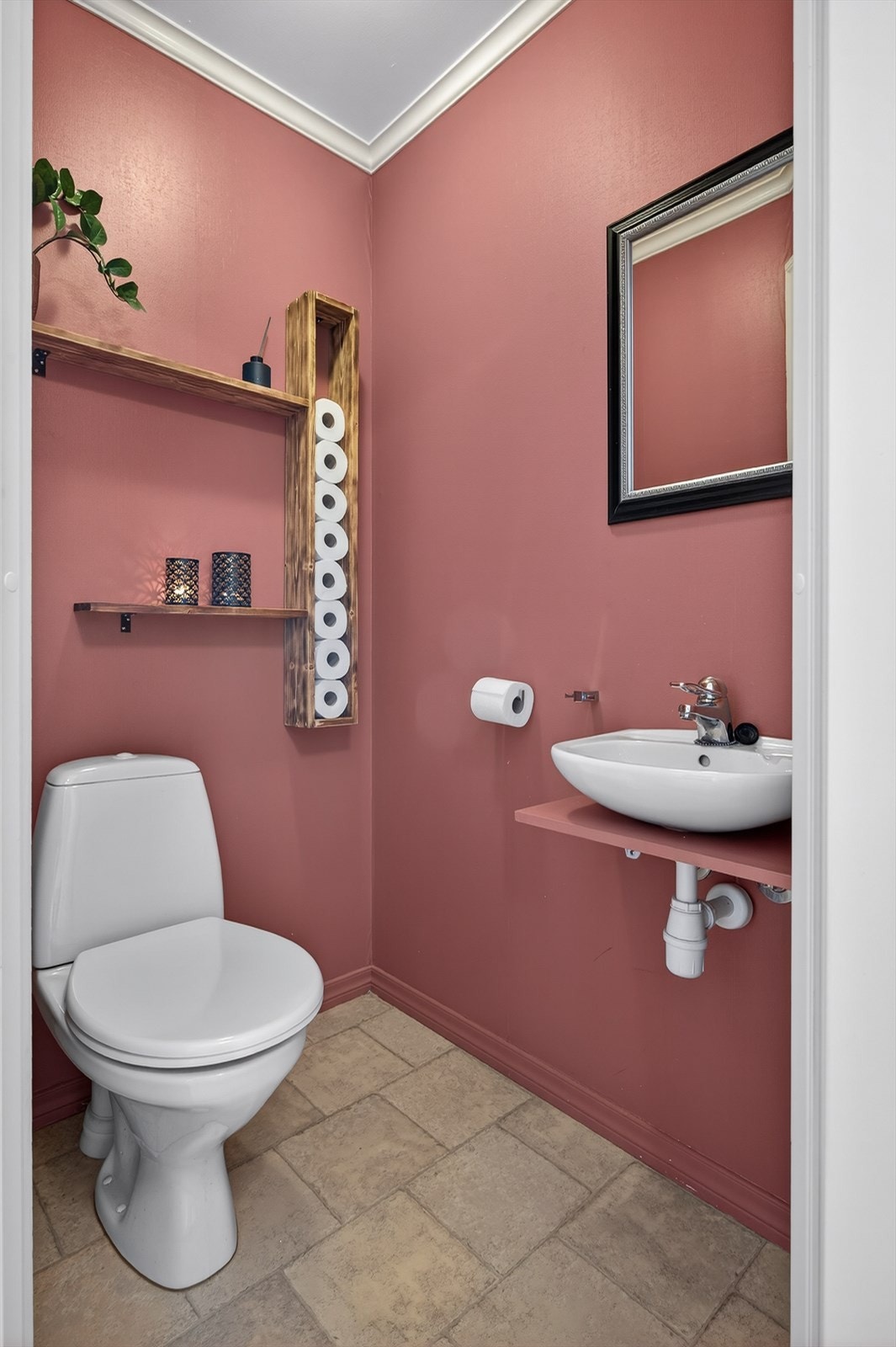 Gjestetoalett 1.etg Galleribilde