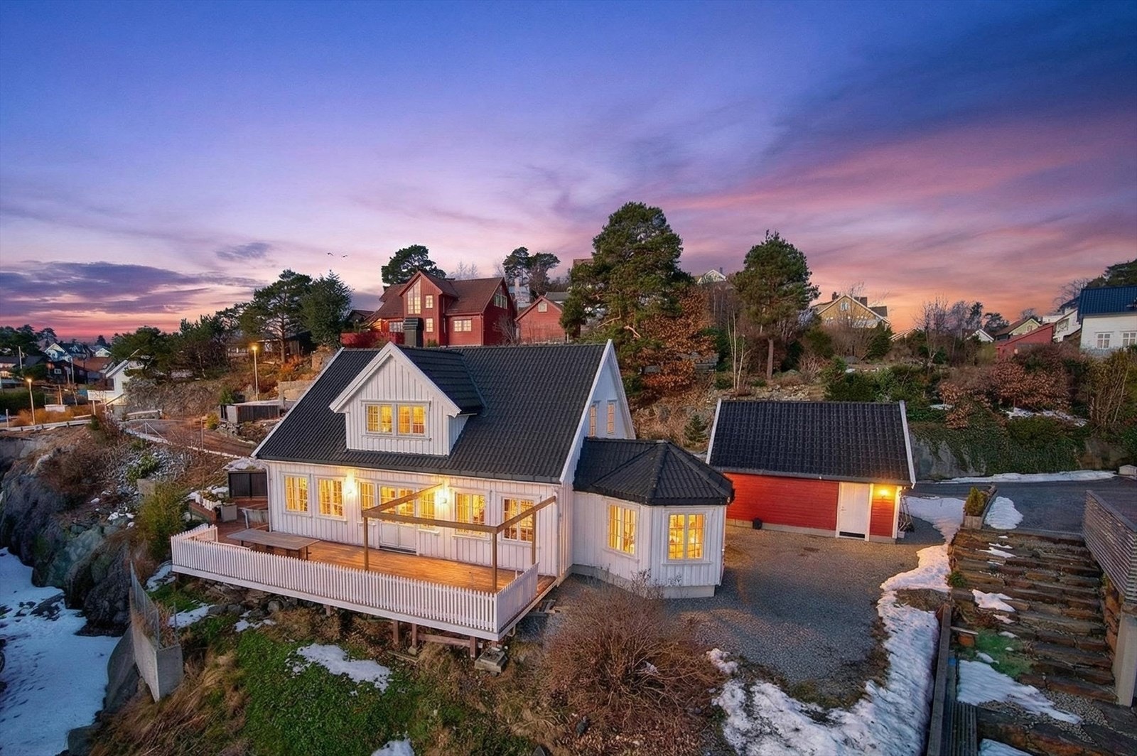 Stian Larsen v/Eiendomsmegler 1 presenterer Holvigasvingen20 (KI-bilde) Galleribilde