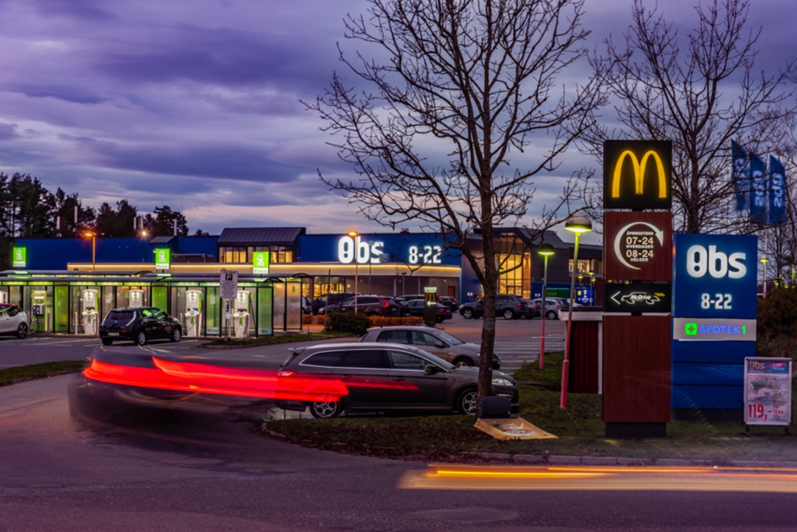 Nærhet til Coop Obs, Torp flyplass, E18 mm Galleribilde