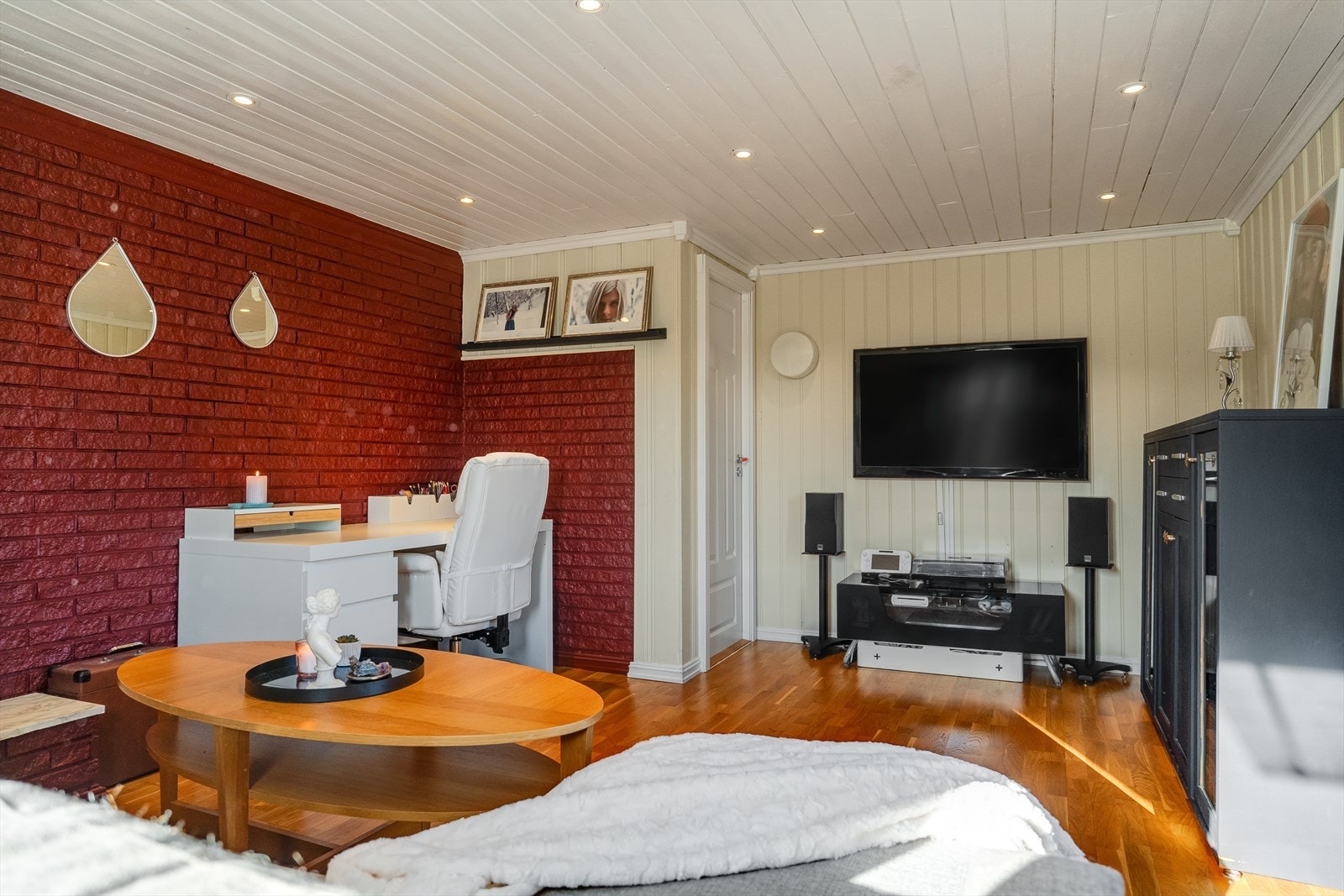 Kjellertstue Galleribilde