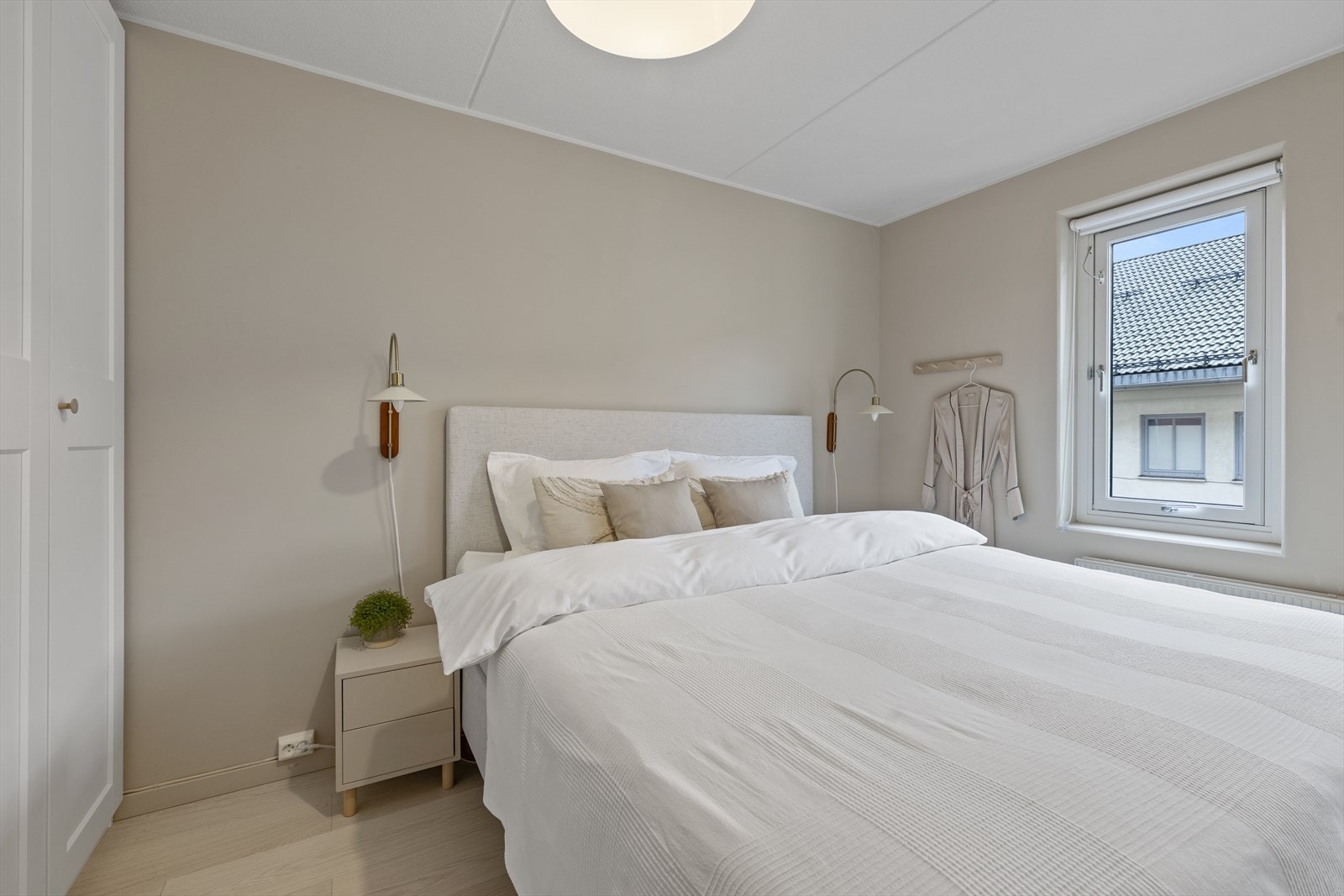 Alle oppholdsrommene er malt i delikat og lun fargepalett. Galleribilde