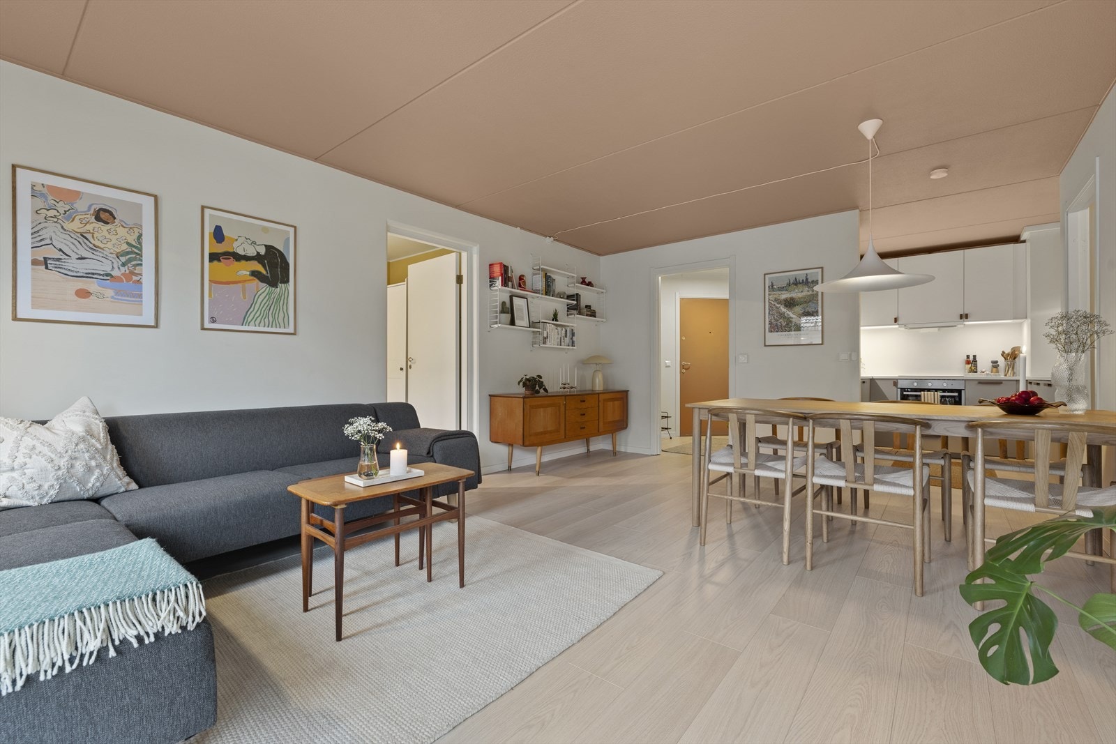 Velkommen til Smalgangen 19 presentert av Kari Skottun i Notar, Foto: marikafoto ved Marika Mørkestøl Galleribilde