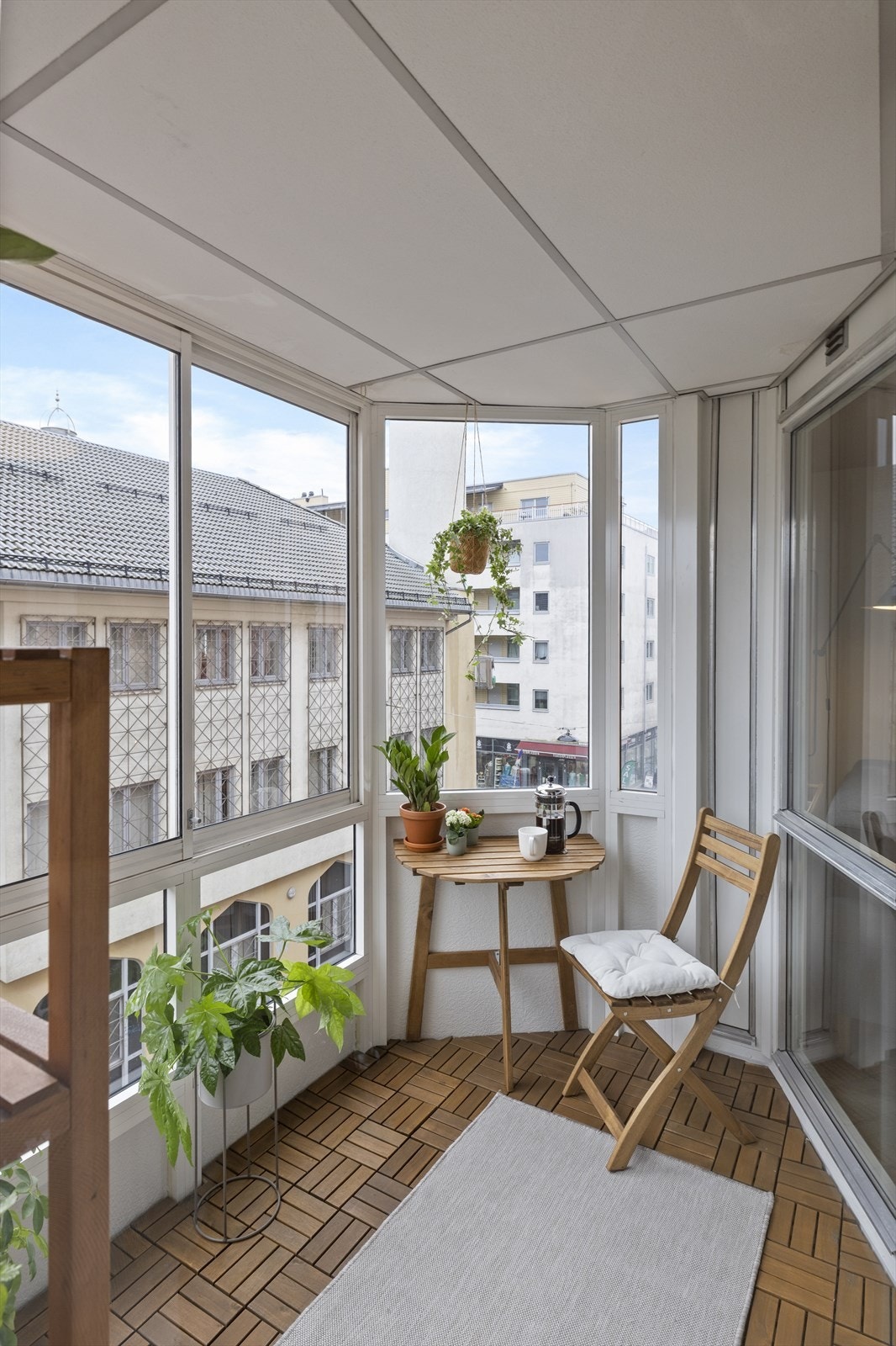 Sommerstid kan du åpne innglassingen slik at du slipper inn frisk luft og kan nyte solen. Galleribilde