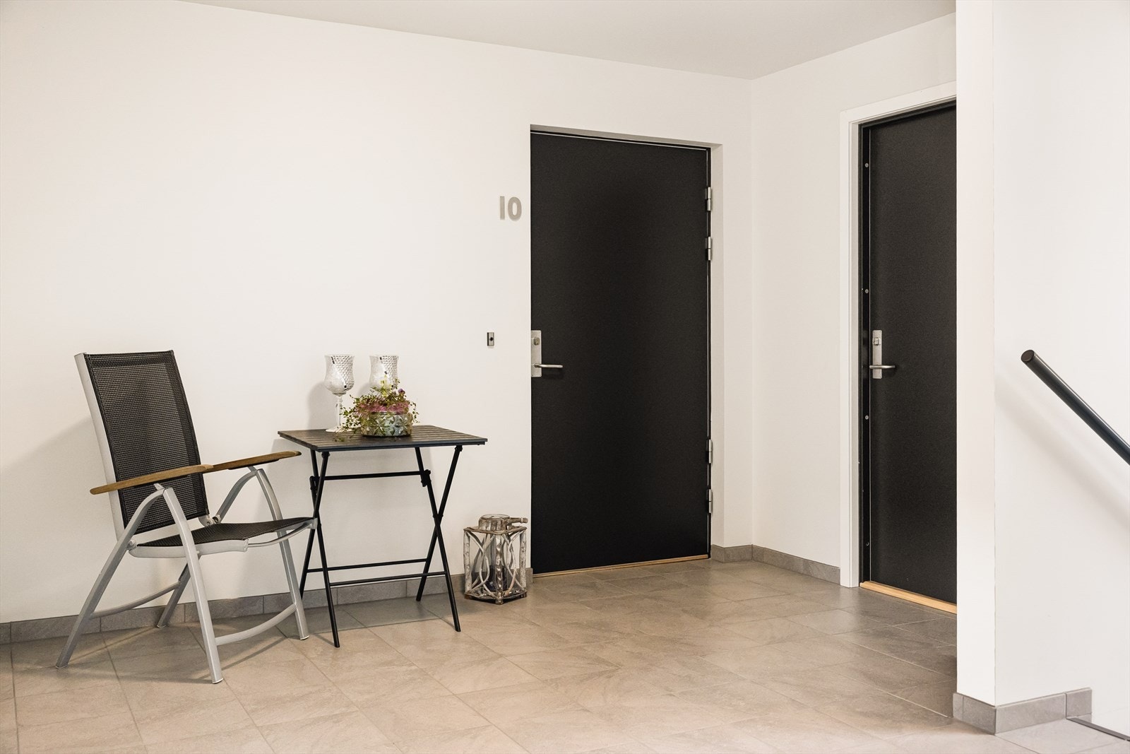 - Leiligheten har en ekstern bod rett utenfor egen inngangsdør - svært praktisk! - Galleribilde