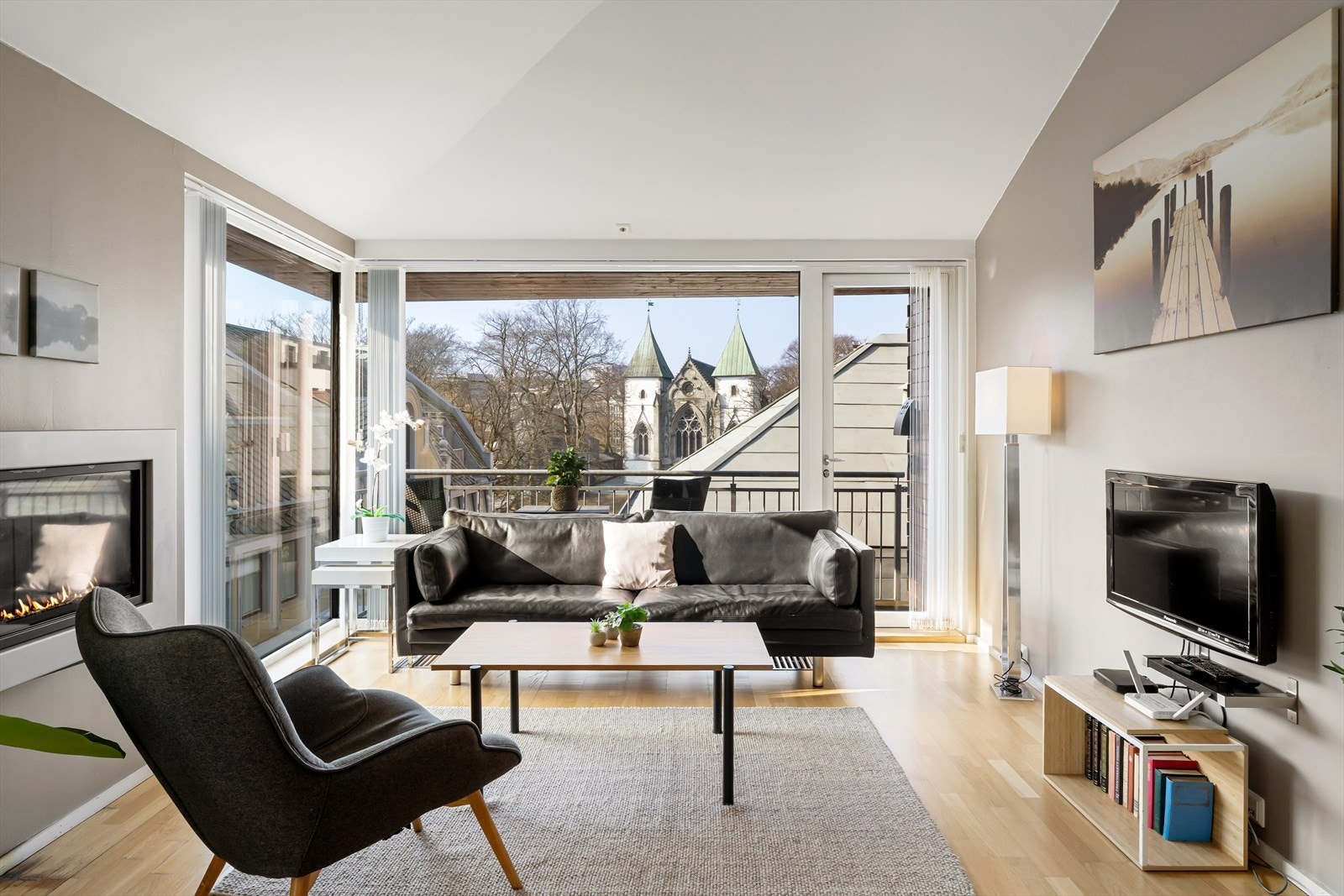 EiendomsMegler 1 v/ Thomas Fanebust presenterer Bergelandsgata 13. Foto: Eivind Dirdal Galleribilde