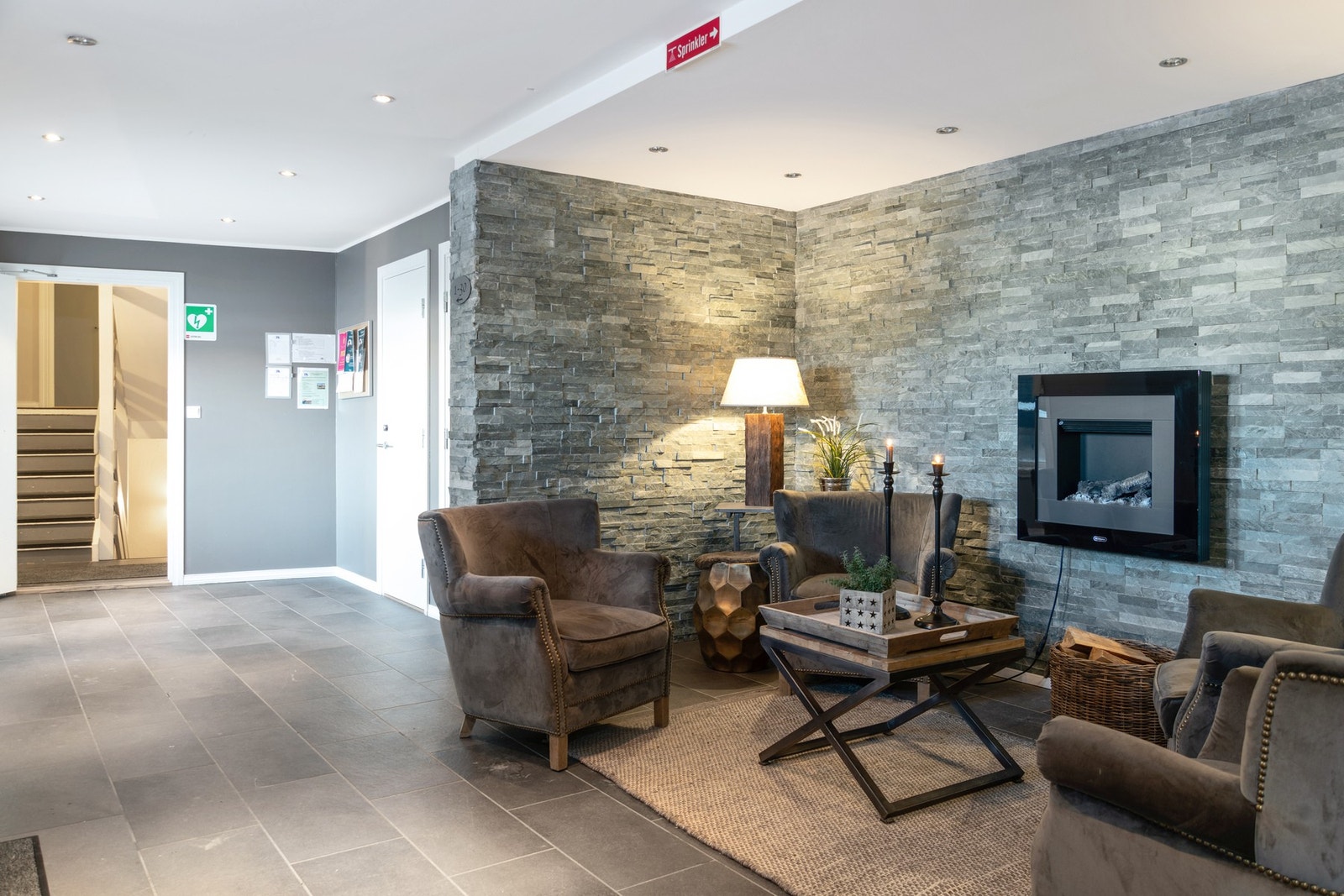 Inngangsparti til bygget Galleribilde