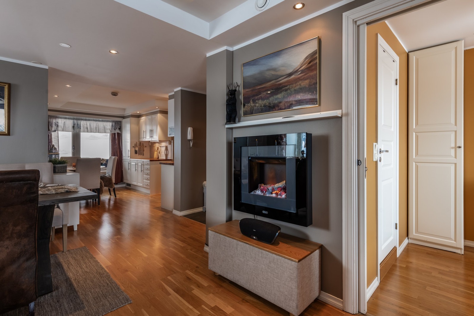 Den elektriske peisen skaper litt ekstra høyfjellskos Galleribilde