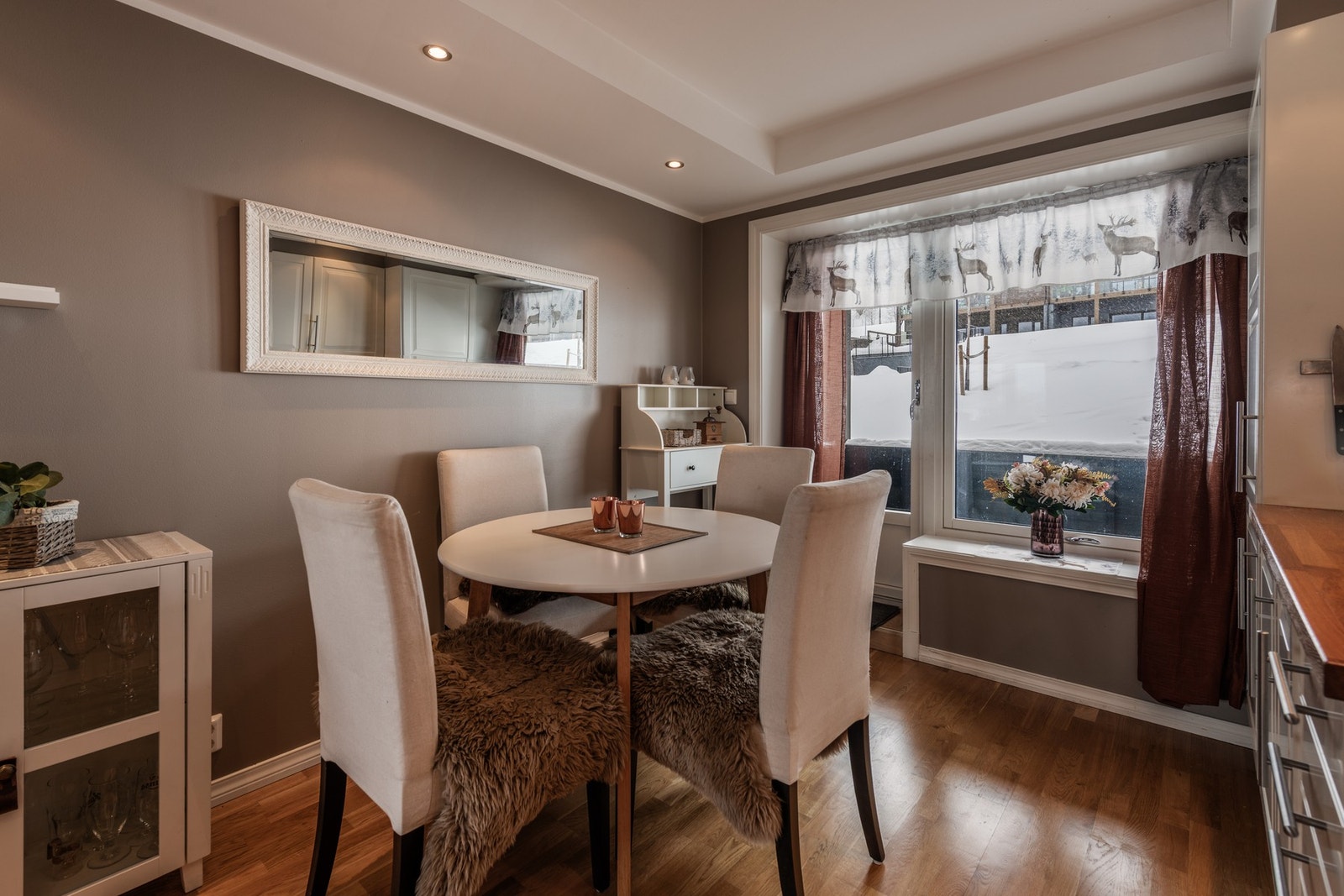 Også her har man en balkong Galleribilde