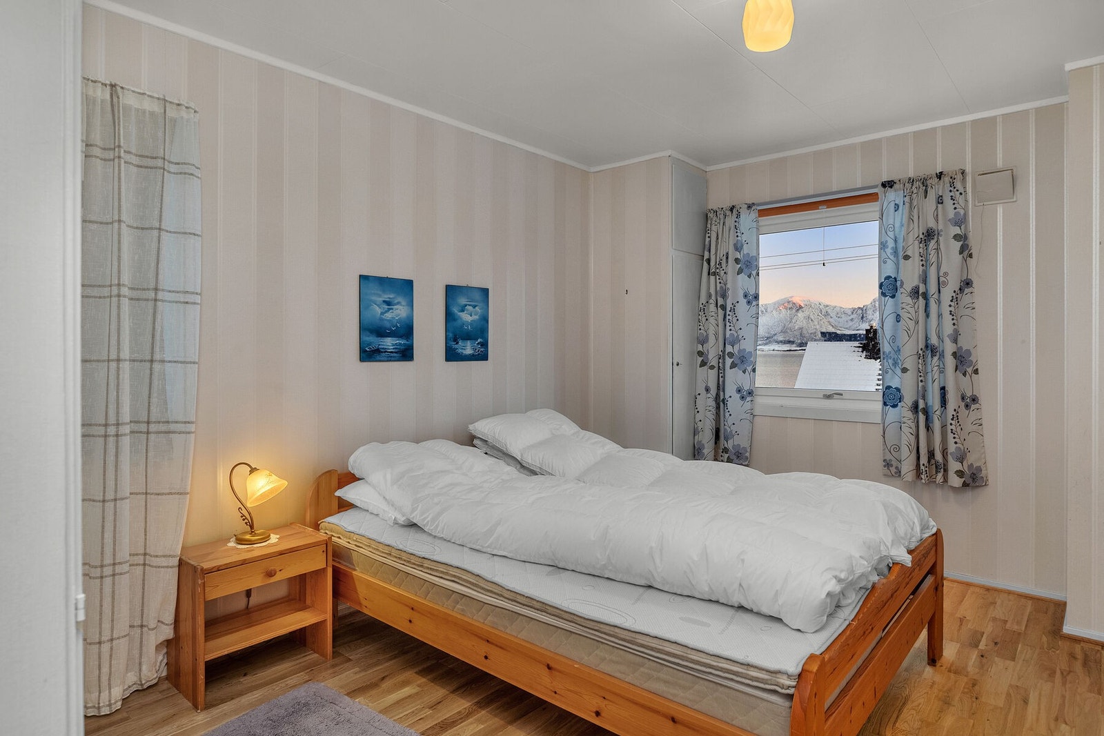 Soverom 1 byr på fin utsikt. Galleribilde