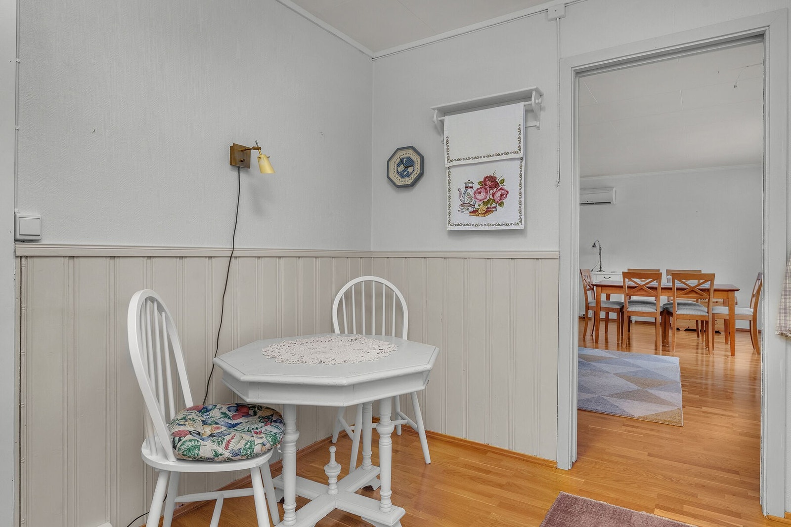 Mulighet for en koselig spiseplass på kjøkkenet. Galleribilde