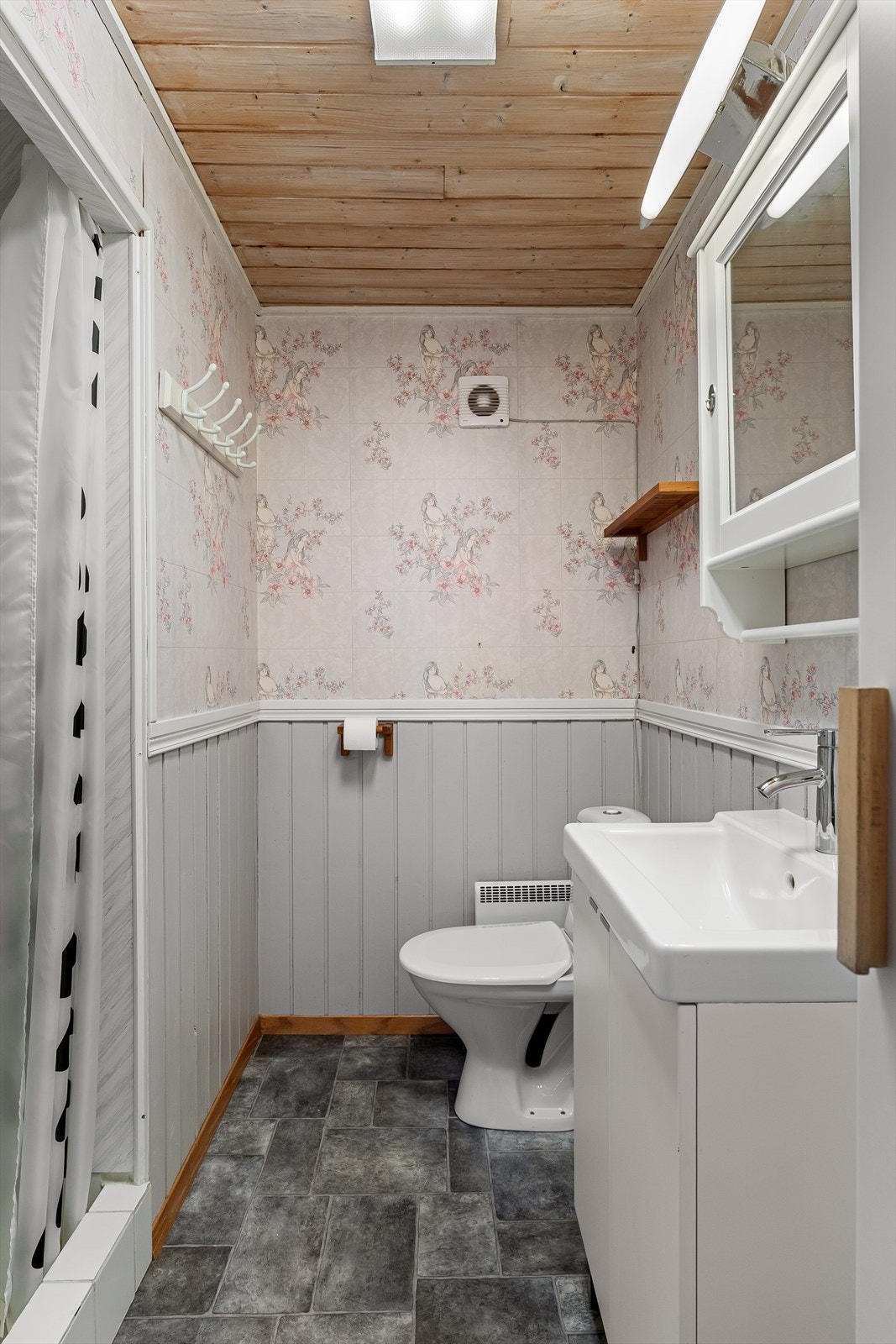 1. etasje - Bad Galleribilde