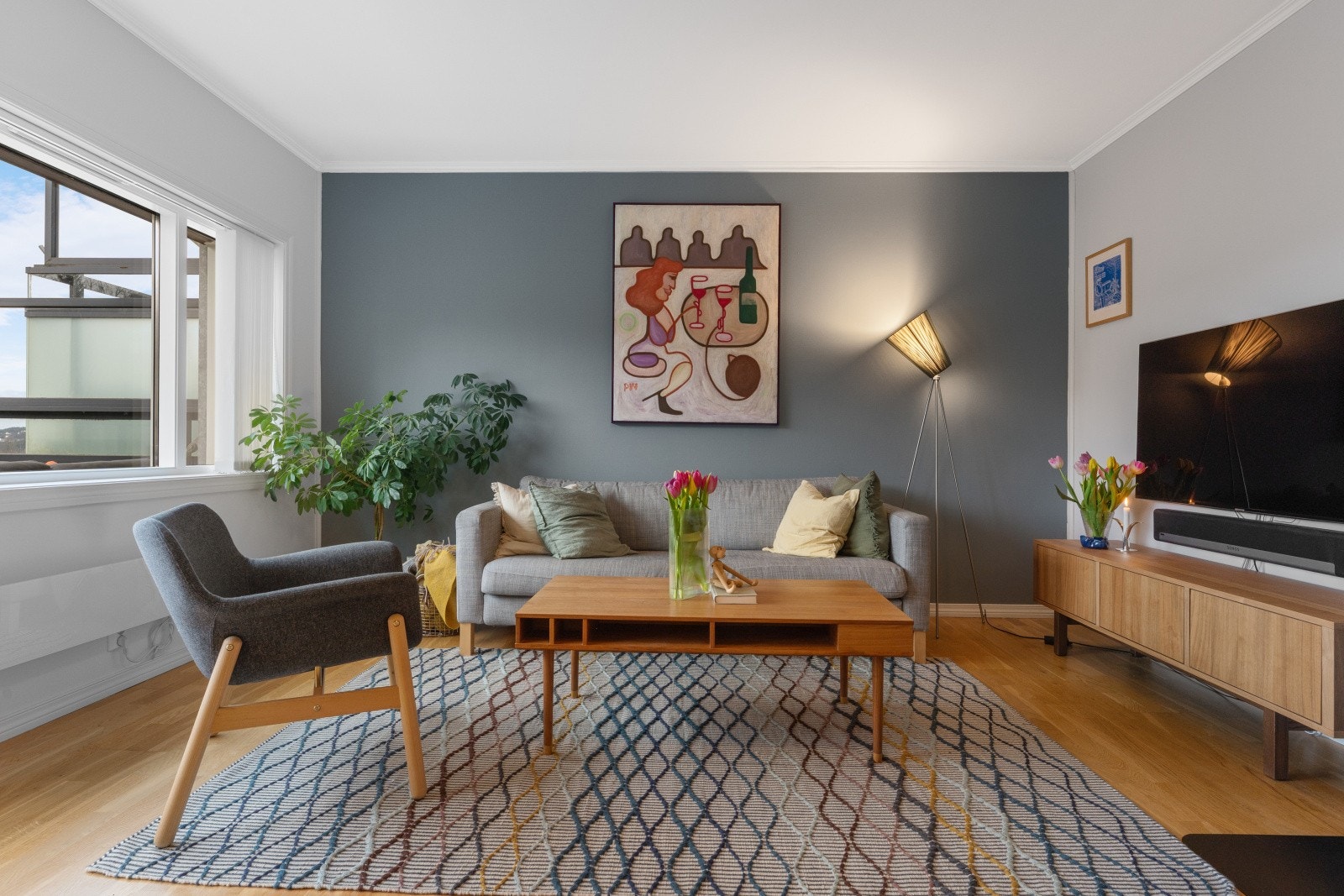 Stuen er på 24kvm og er enkel å innrede etter behov Galleribilde