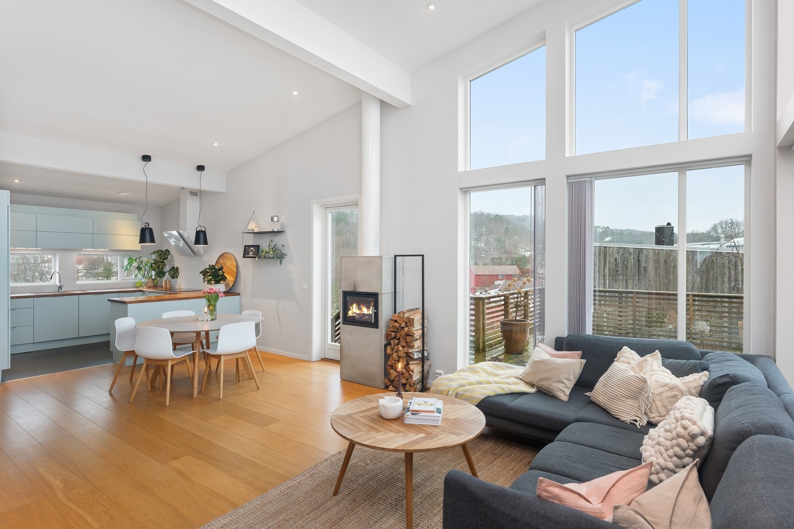 Velkommen til Neseveien 26A - En flott enebolig med dobbel garasje i ett populært boligfelt! Galleribilde