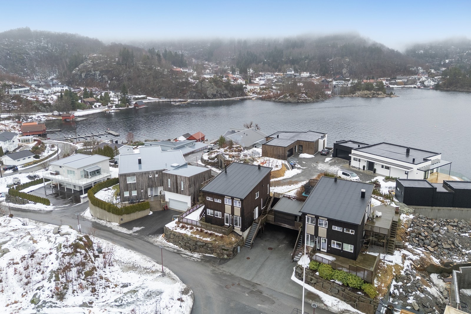 Dronefoto av nærområdet Galleribilde