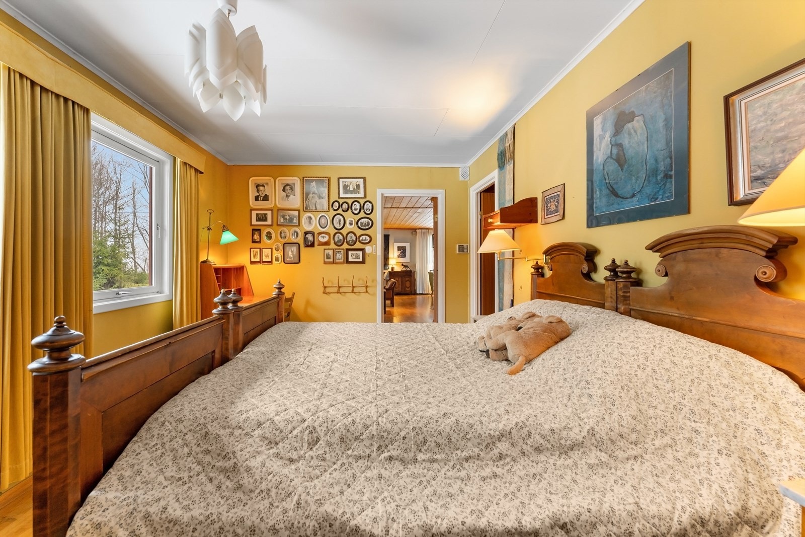 Boligen inneholder totalt 3 soverom. Galleribilde