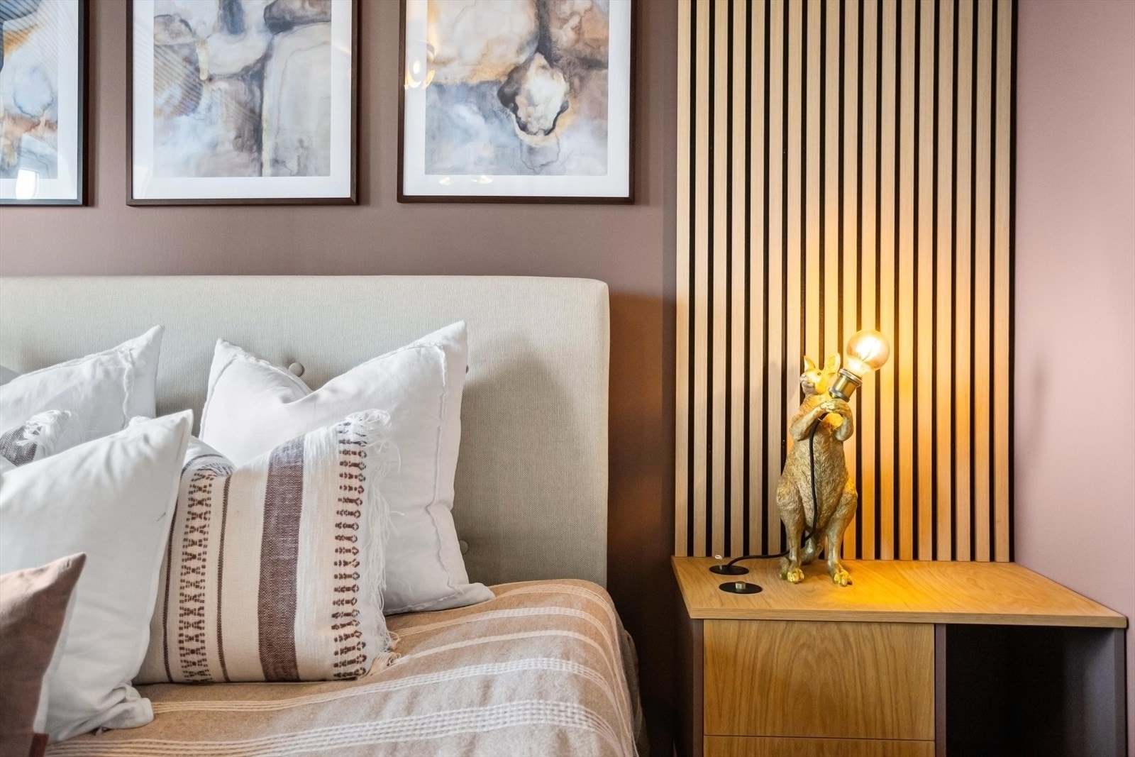 Det er plass til dobbeltseng. Galleribilde