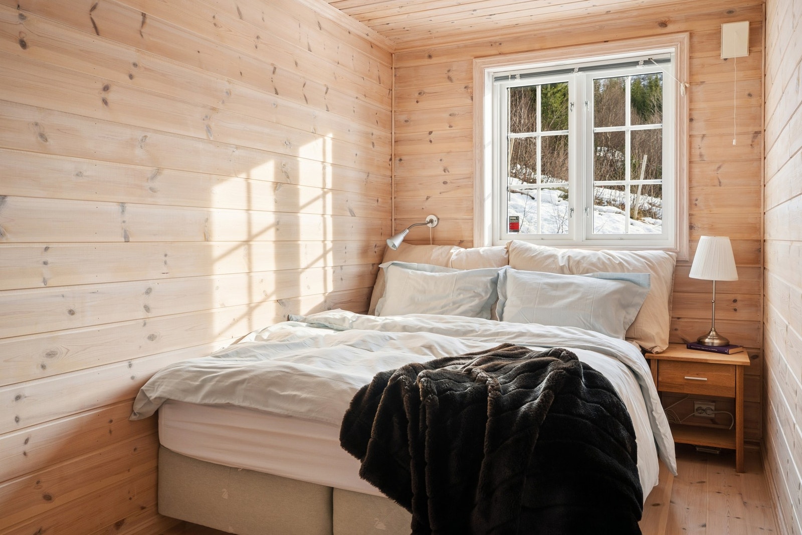 - Soverommet måler ca. 9.6 m² - Galleribilde