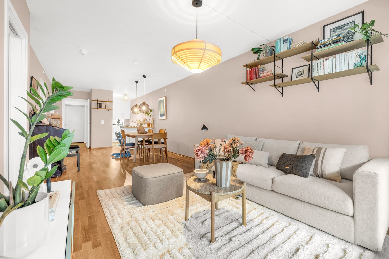 Gjennomgående planløsning Galleribilde