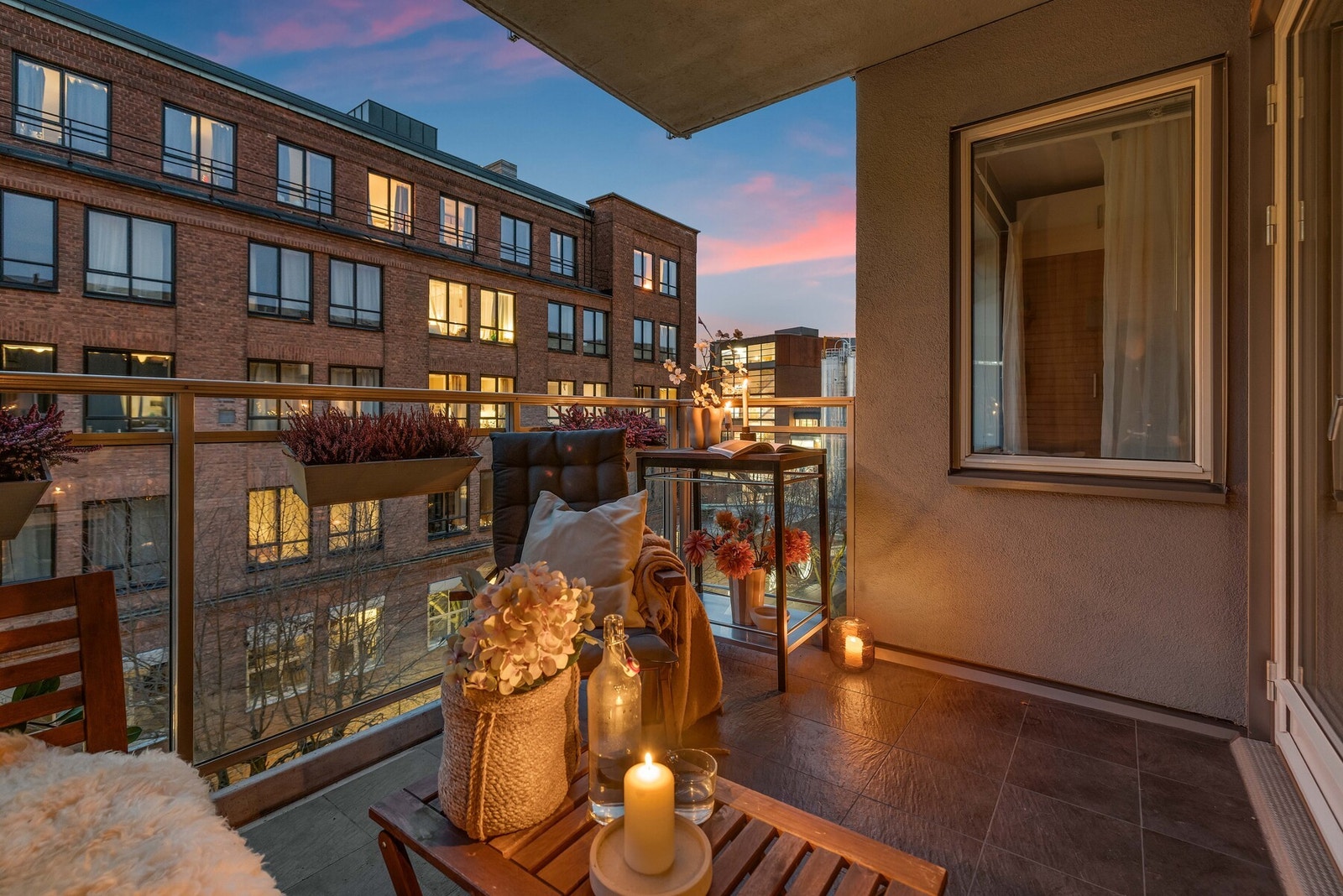 Her kan du nyte sene sommerkvelder Galleribilde