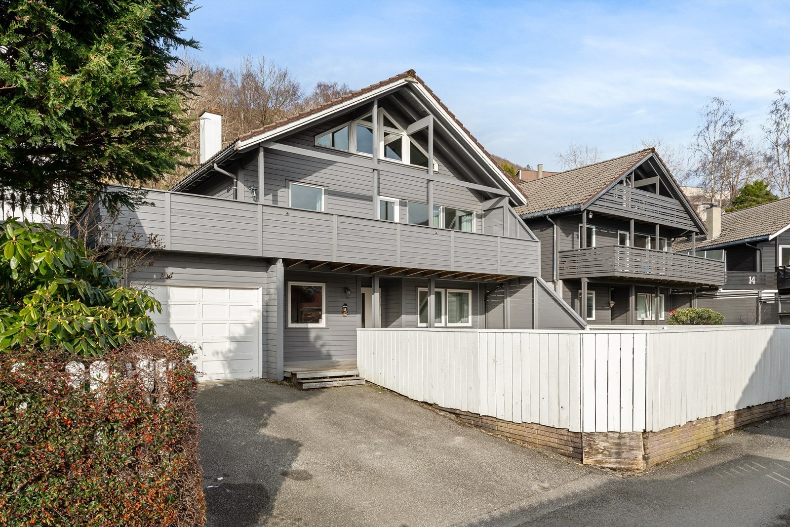 Velkommen til Kanakkamyrveien 10, en kjekk og familievennlig bolig i rolige omgivelser-V/ Eira Næss Huseby, Eiendomsmegler Norge. Galleribilde