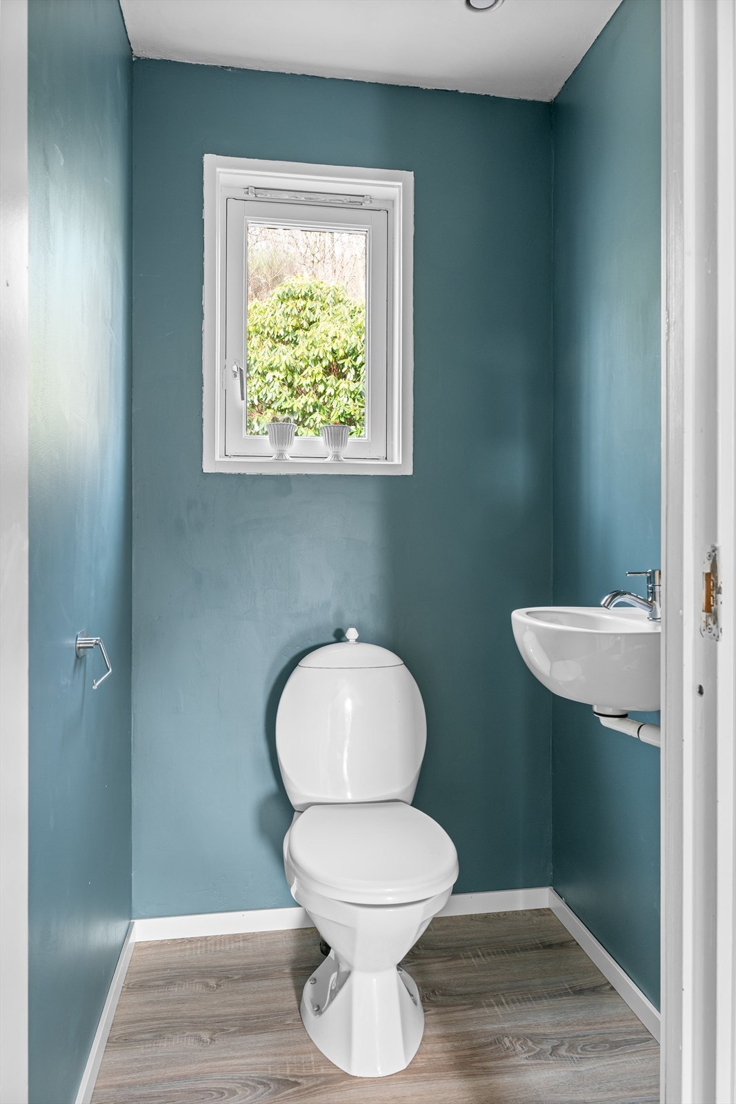 I tillegg er det et separat toalettrom. Galleribilde