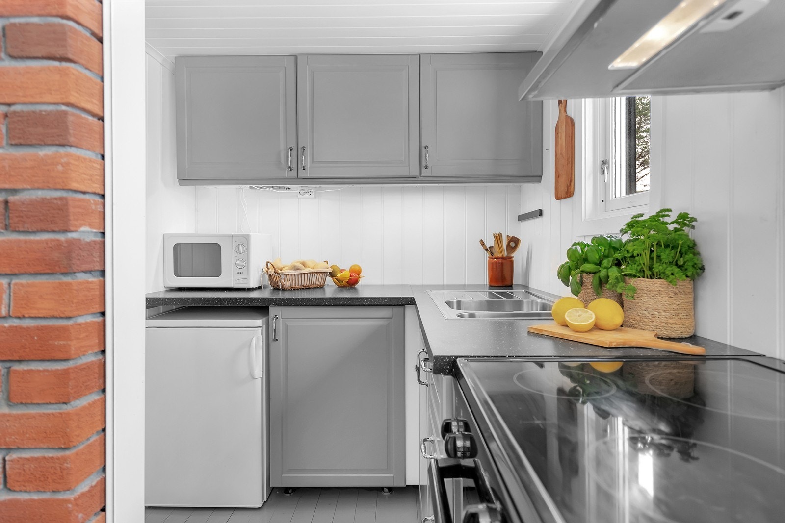 Kjøkken, hvitevarer medfølger Galleribilde