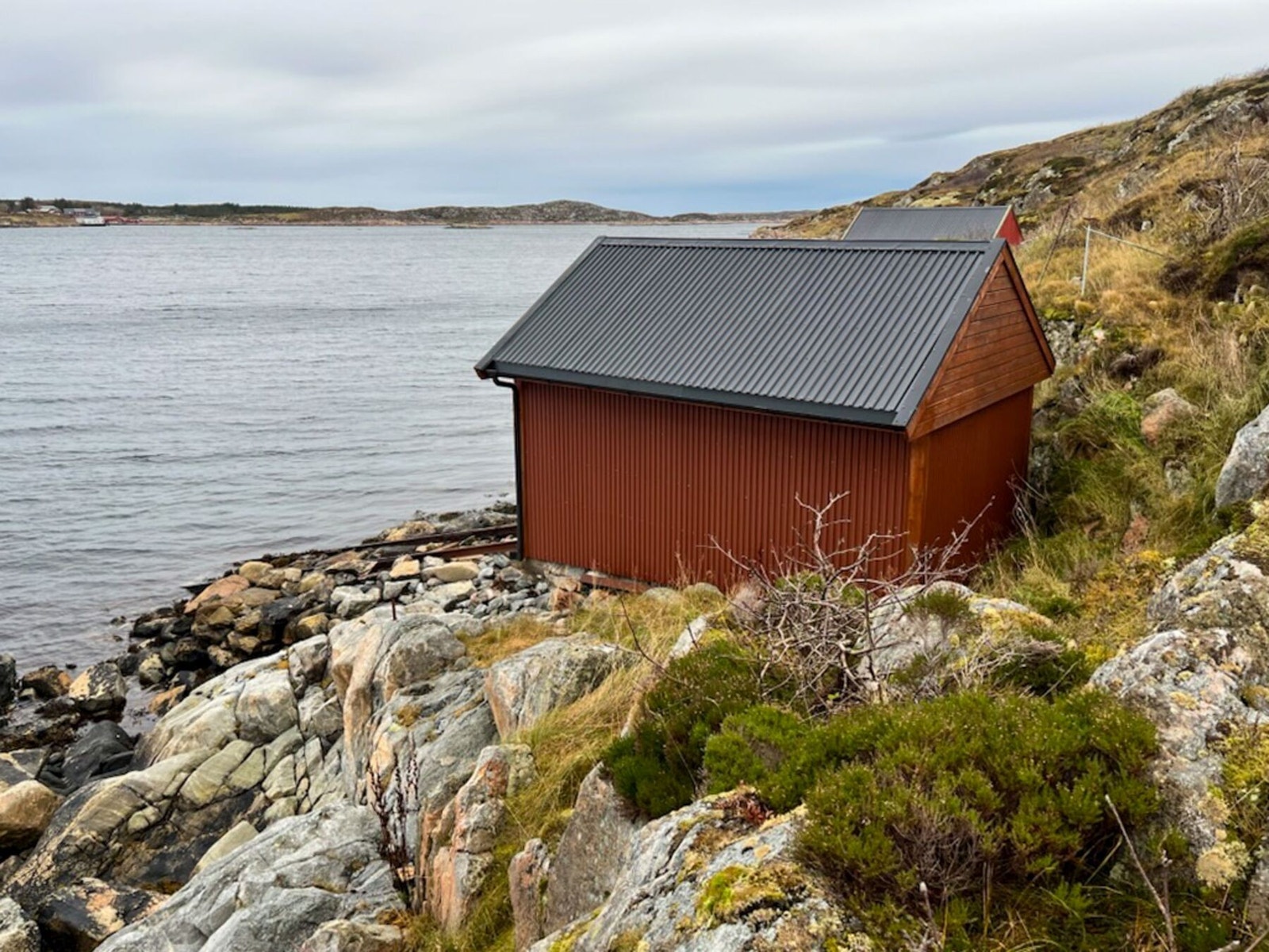 Det medfølger også eget naust i handelen. (Selgers eget bilde) Galleribilde