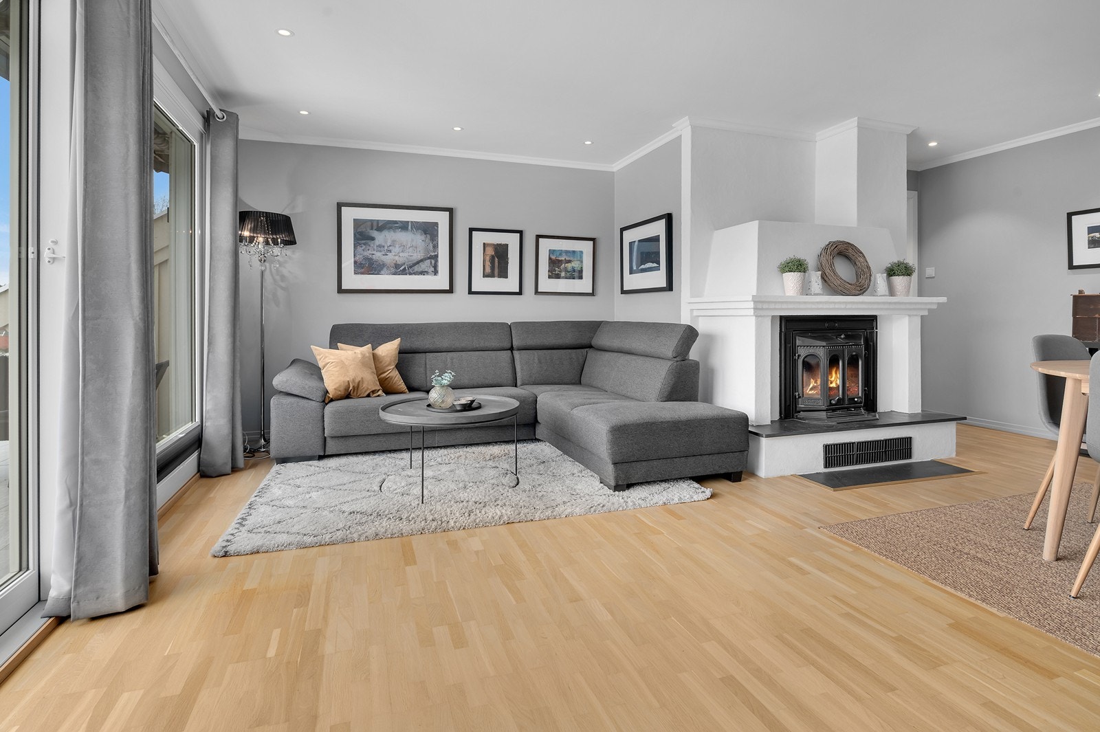 Merk peisovn! Galleribilde