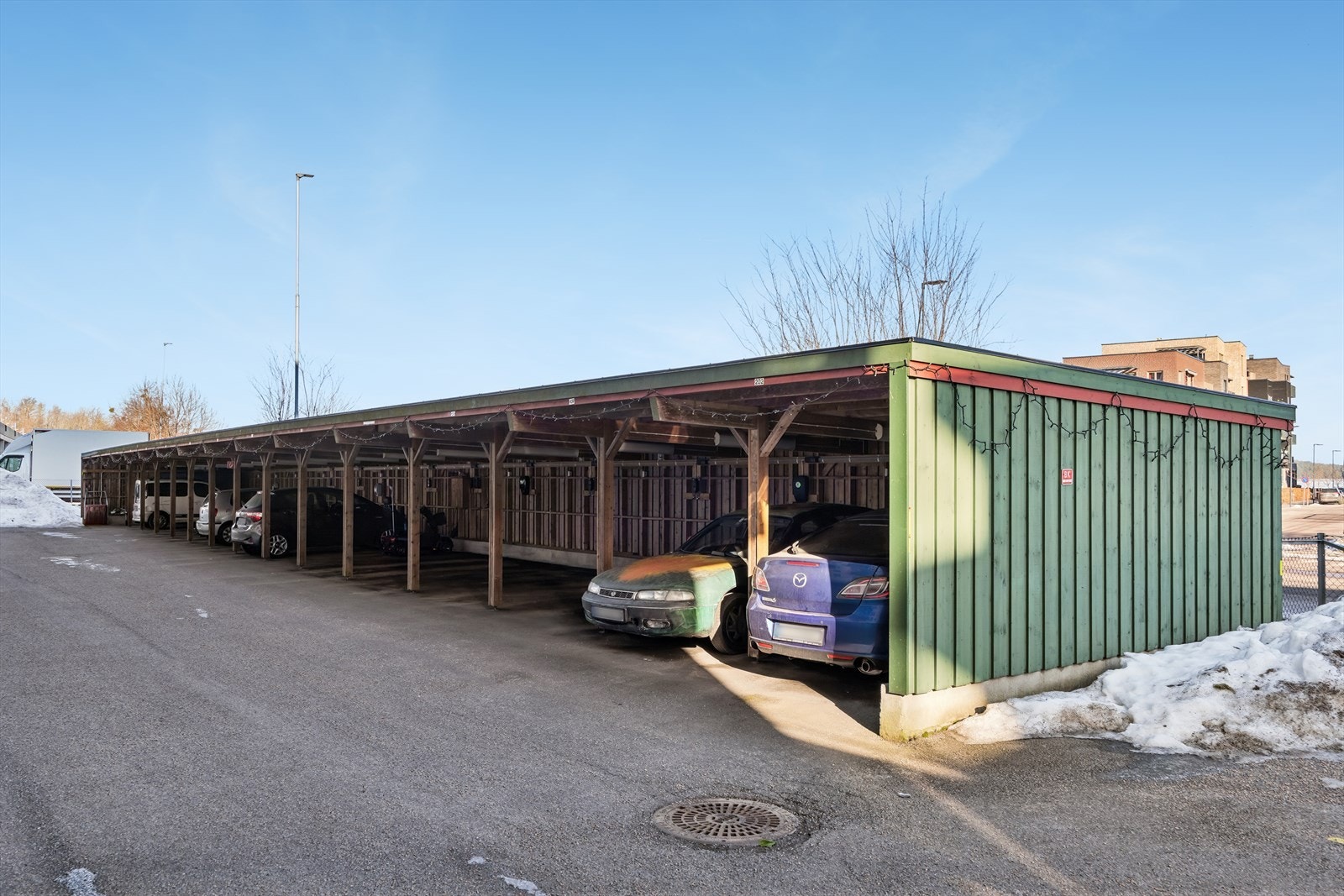 Borettslaget har ledig carport til leie. Galleribilde