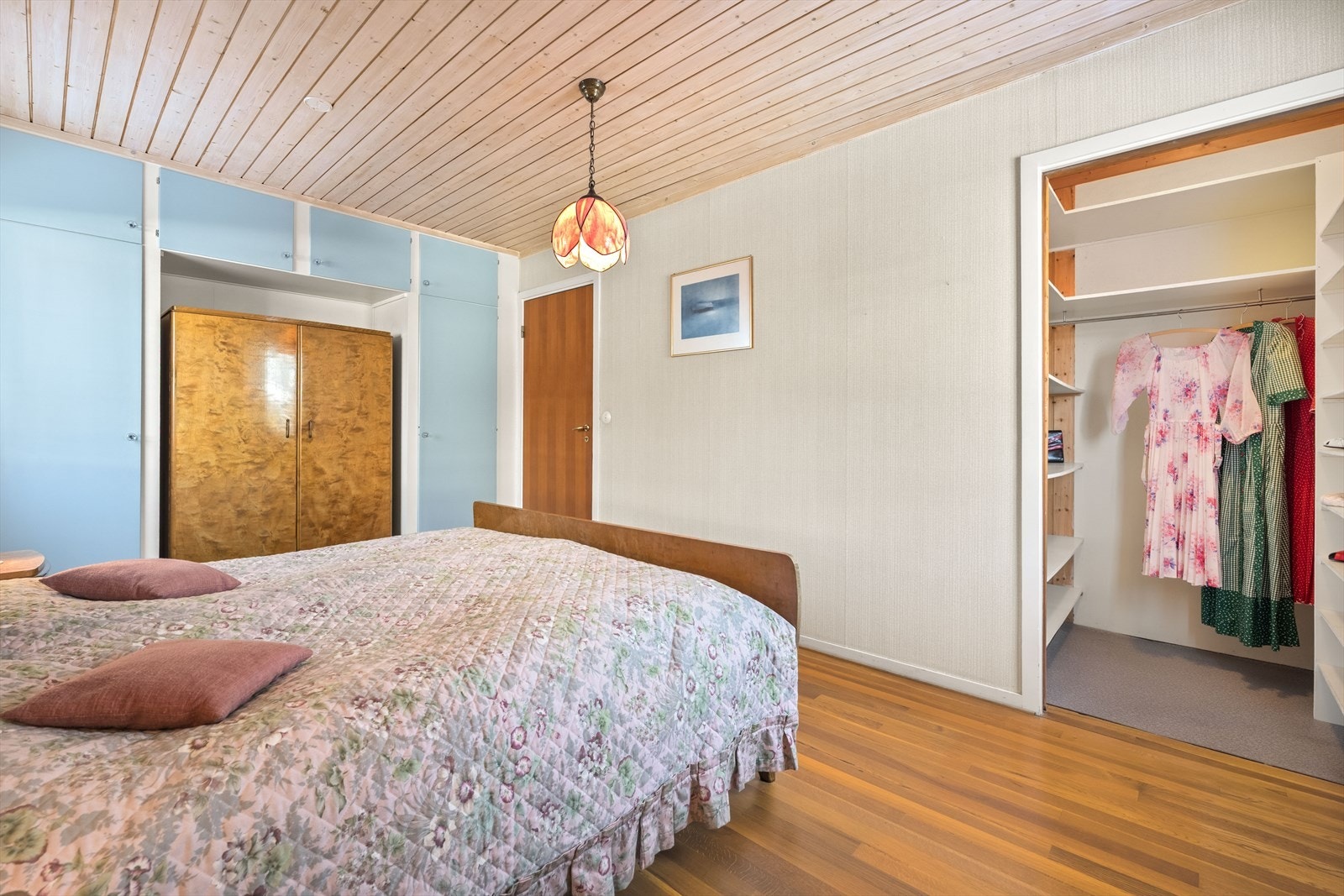 Hovedsoverommet har tilknytning til walk-in closet. Galleribilde