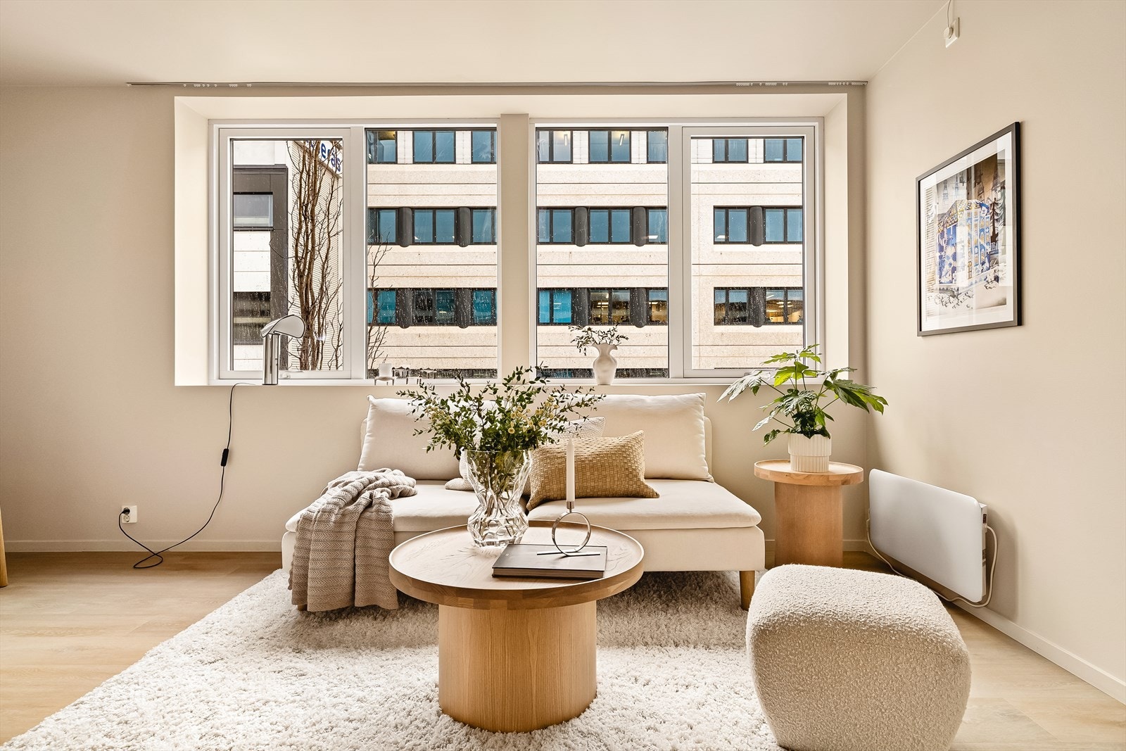 Leiligheten fikk nye vinduer i 2025. Galleribilde